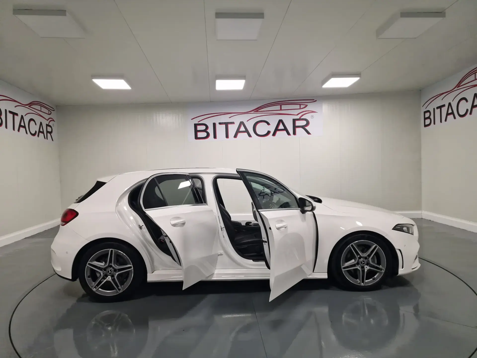 Mercedes-Benz A 180 d AMG Line Aut. 40
