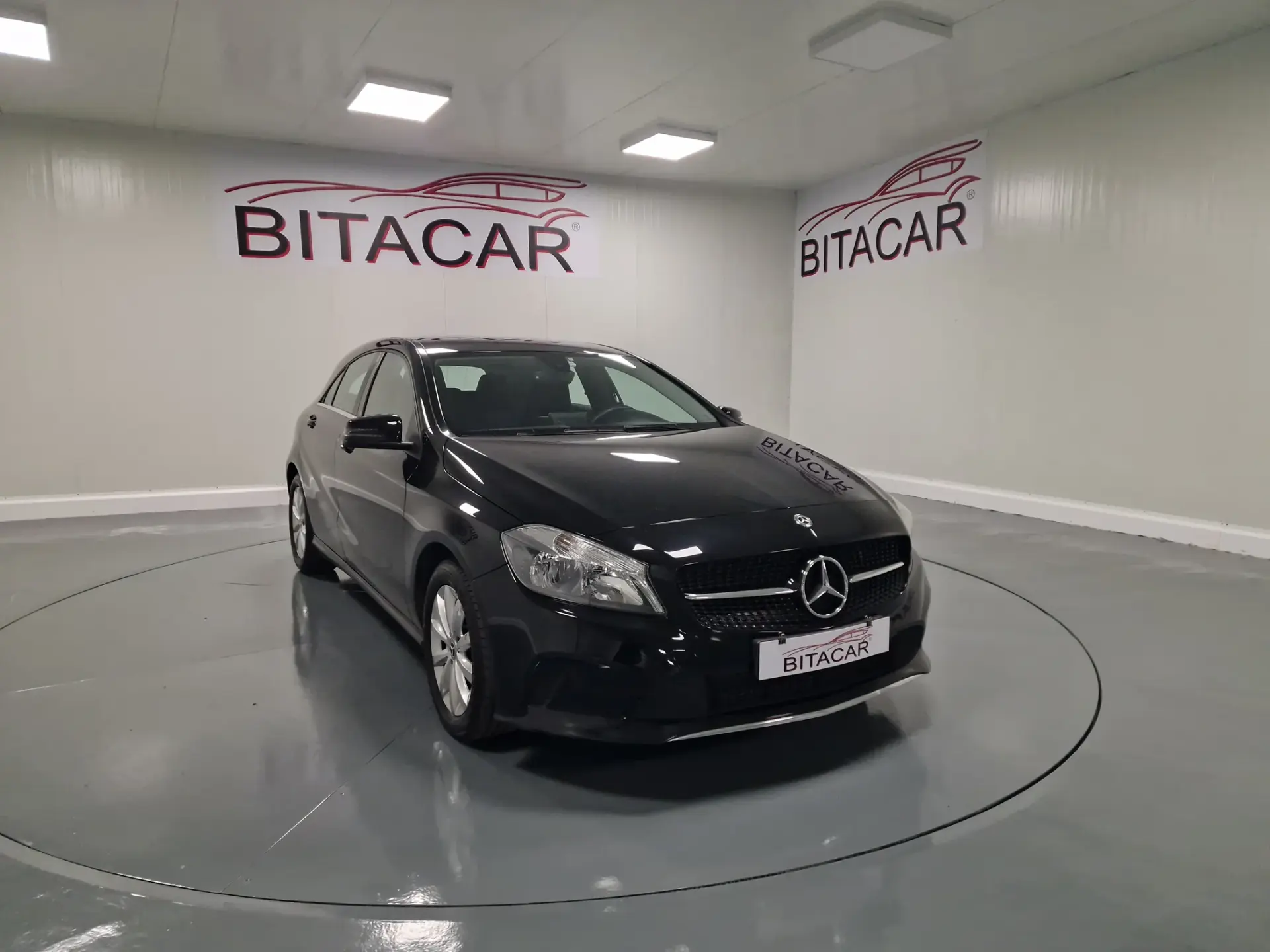 Mercedes-Benz A 180 d Fleet Pack Urban 1