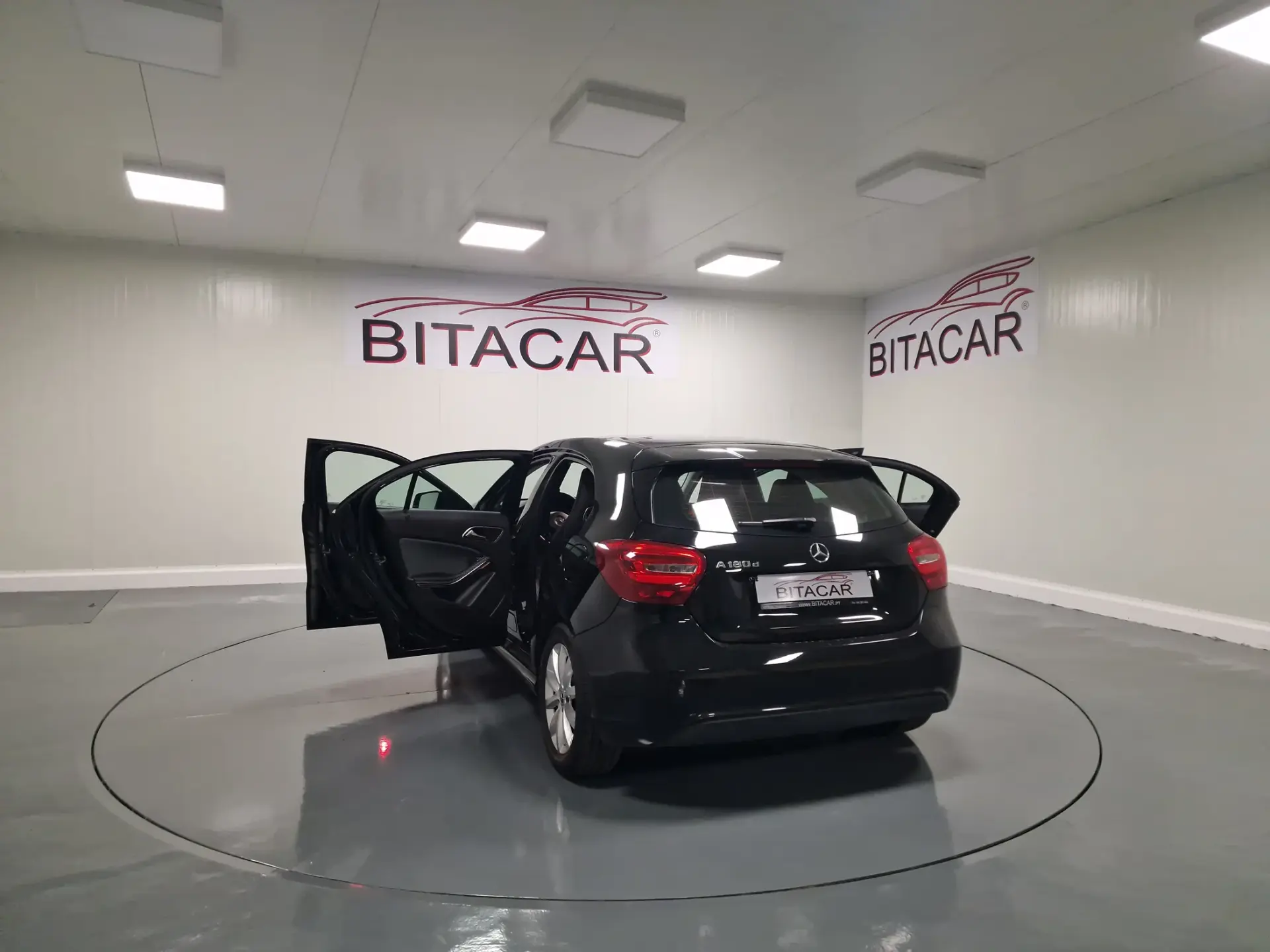 Mercedes-Benz A 180 d Fleet Pack Urban 13