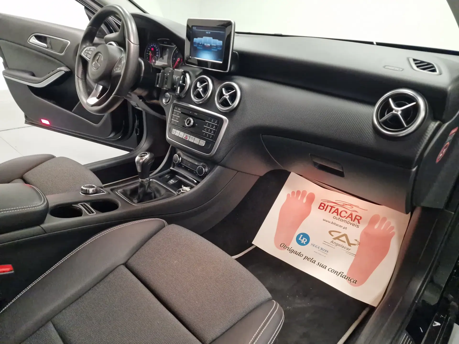 Mercedes-Benz A 180 d Fleet Pack Urban 33