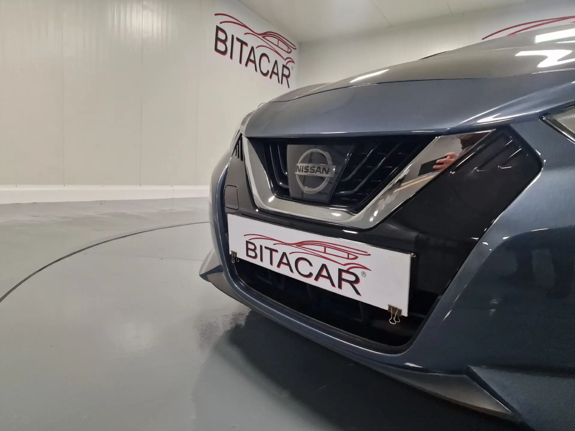 Nissan Micra 1.0 IG-T N-Connecta 10