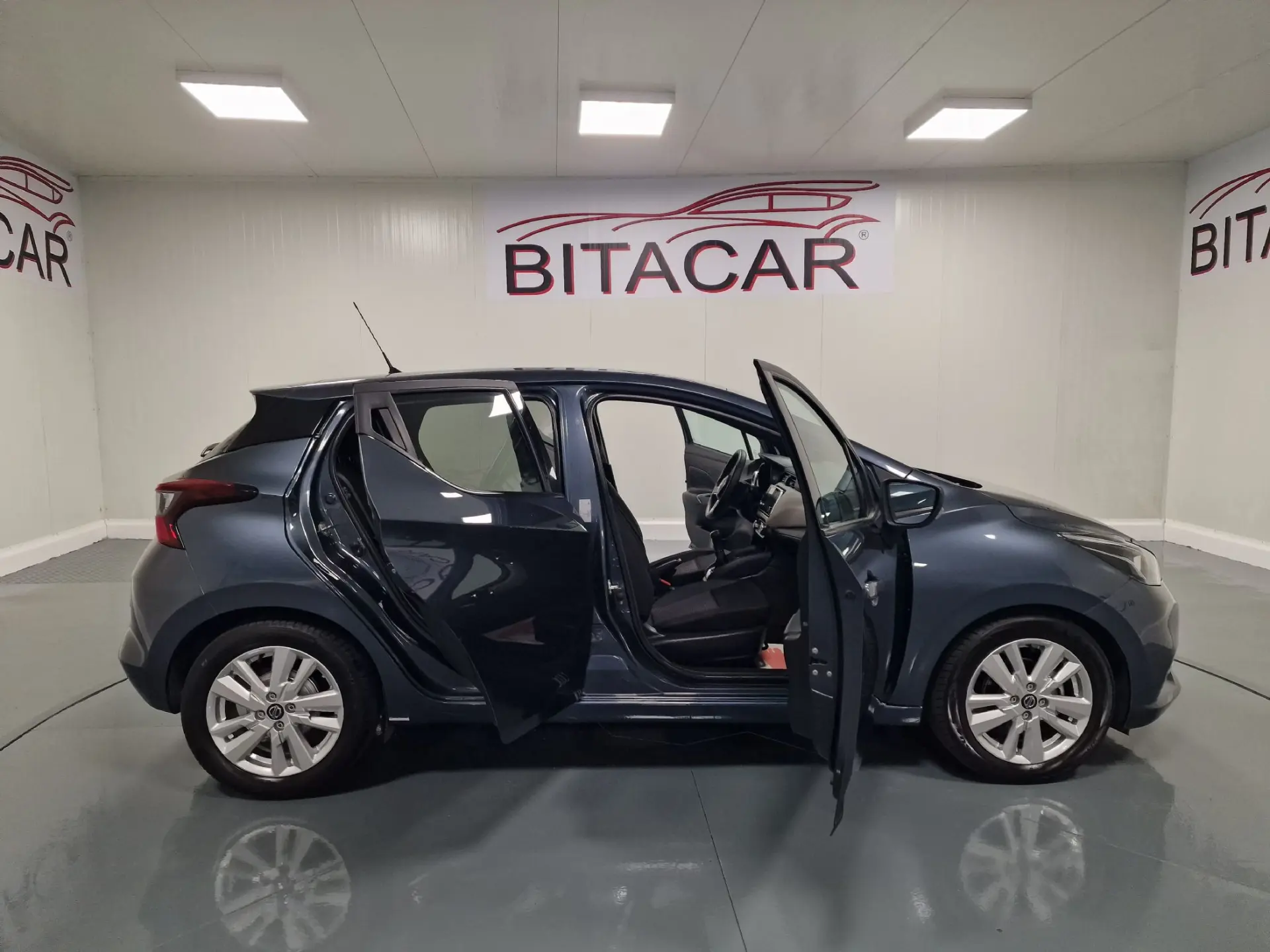 Nissan Micra 1.0 IG-T N-Connecta 40