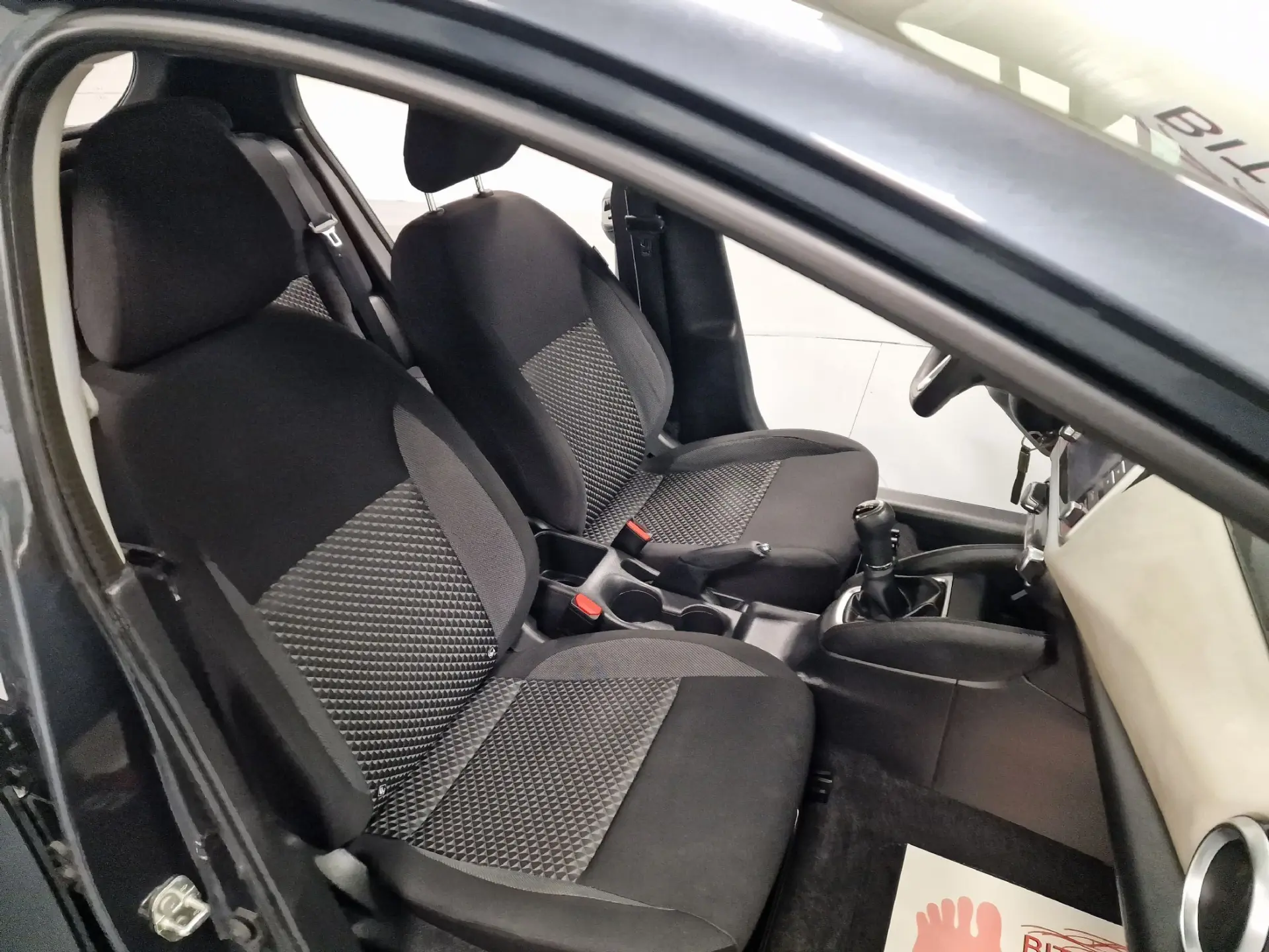 Nissan Micra 1.0 IG-T N-Connecta 58