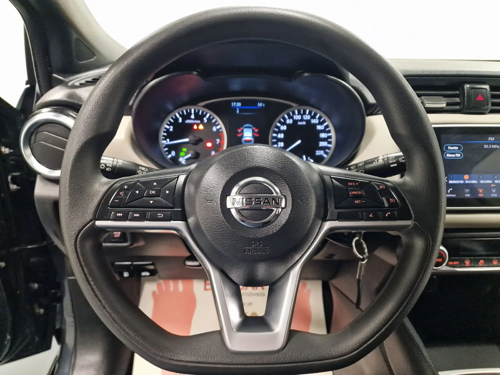 Nissan Micra 1.0 IG-T N-Connecta 77