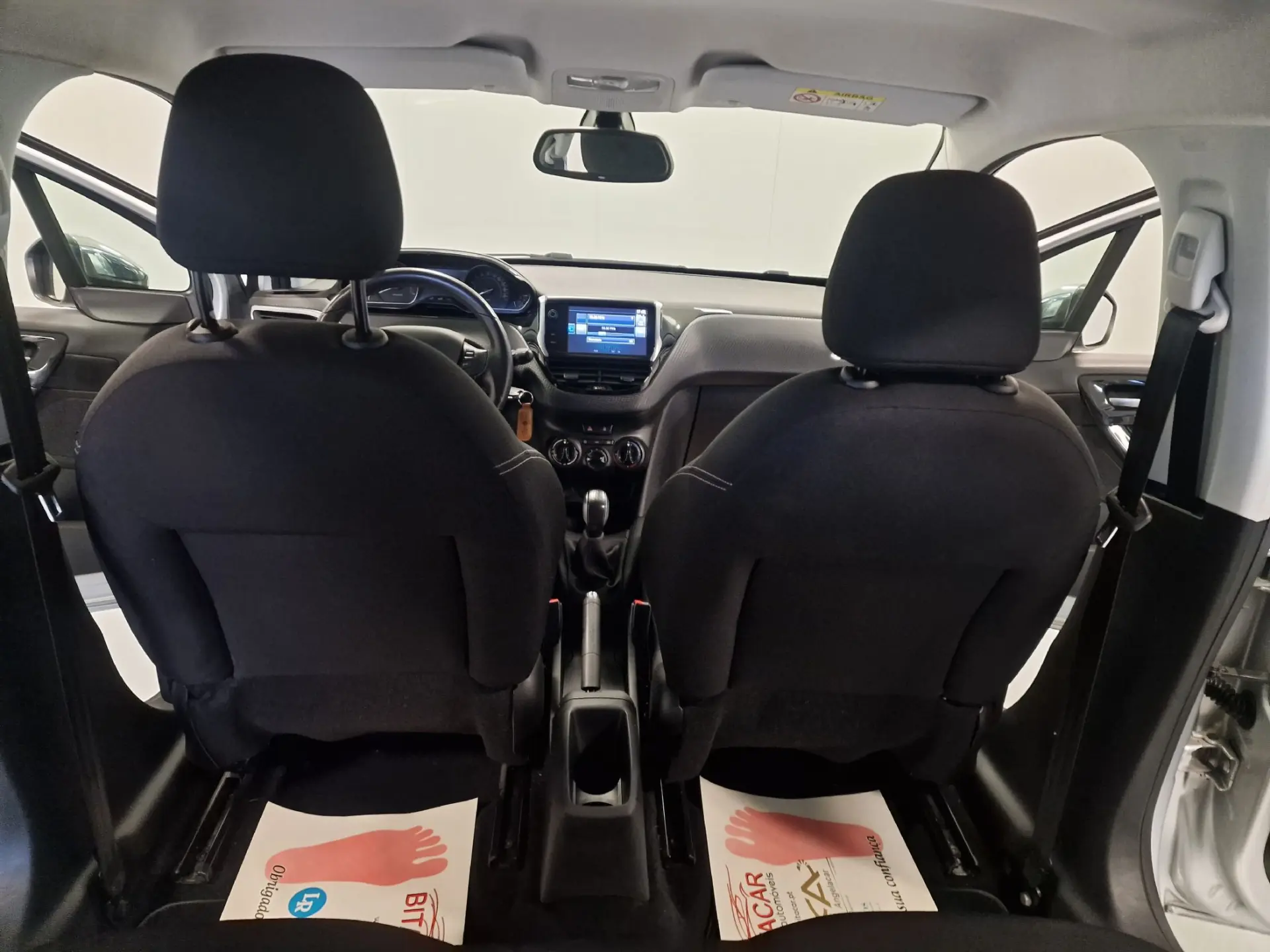 Peugeot 208 1.2 STYLE 41