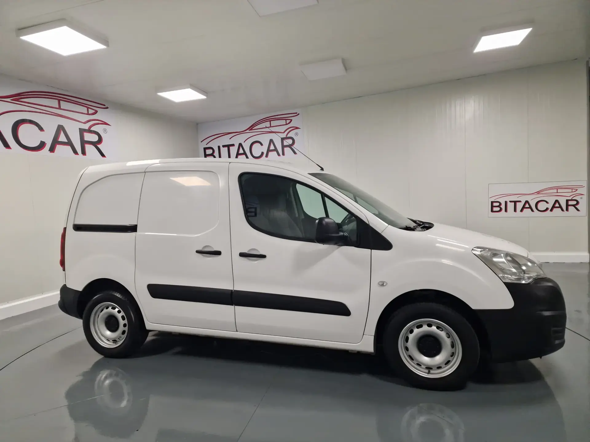 Peugeot Partner 1.6 BlueHDi L1 Premium 3L 3