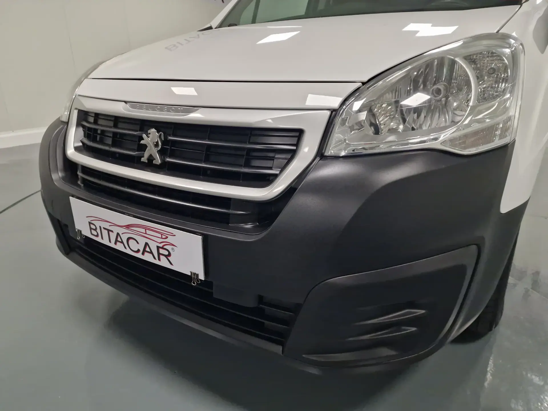 Peugeot Partner 1.6 BlueHDi L1 Premium 3L 9