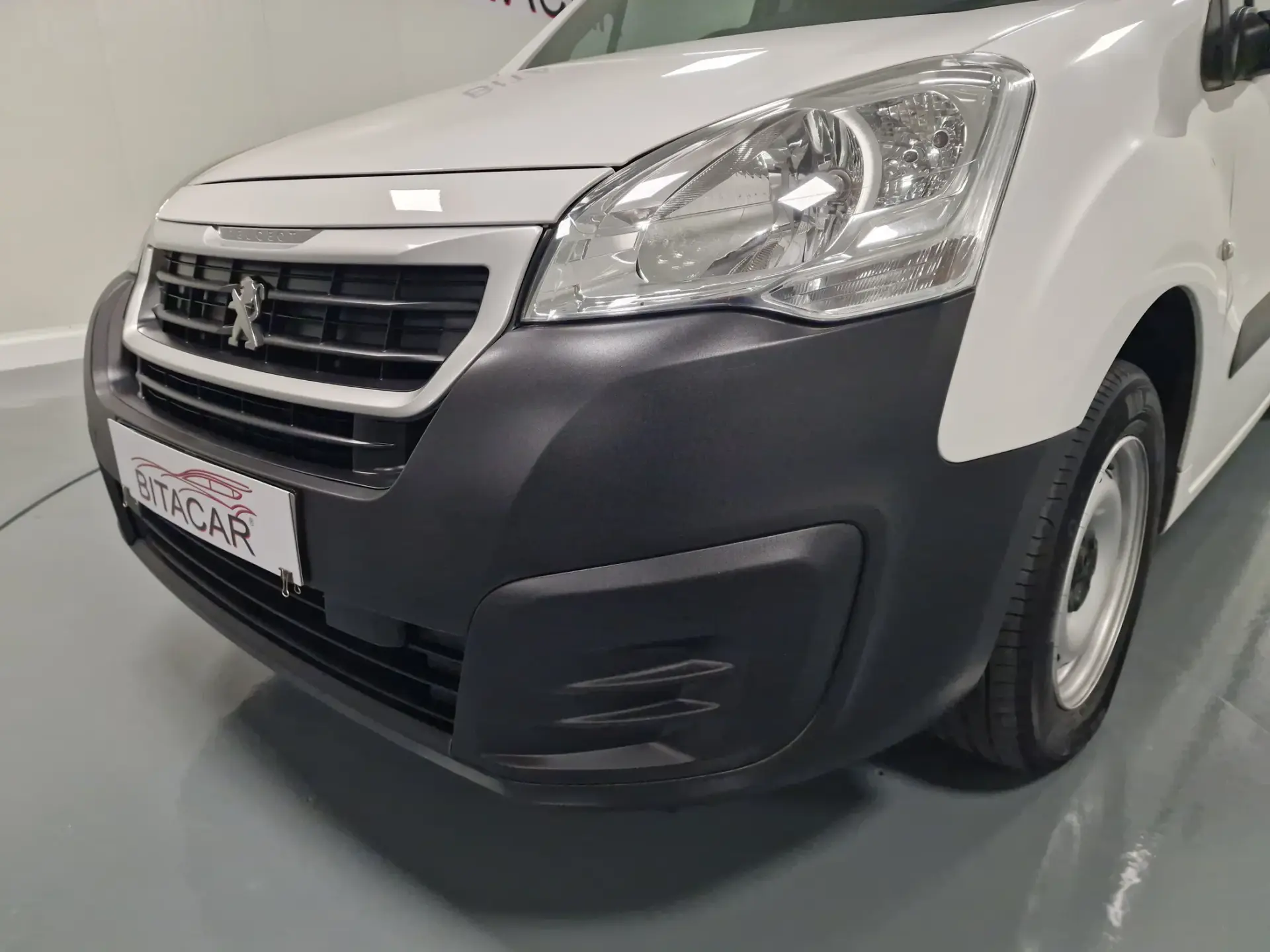 Peugeot Partner 1.6 BlueHDi L1 Premium 3L 10