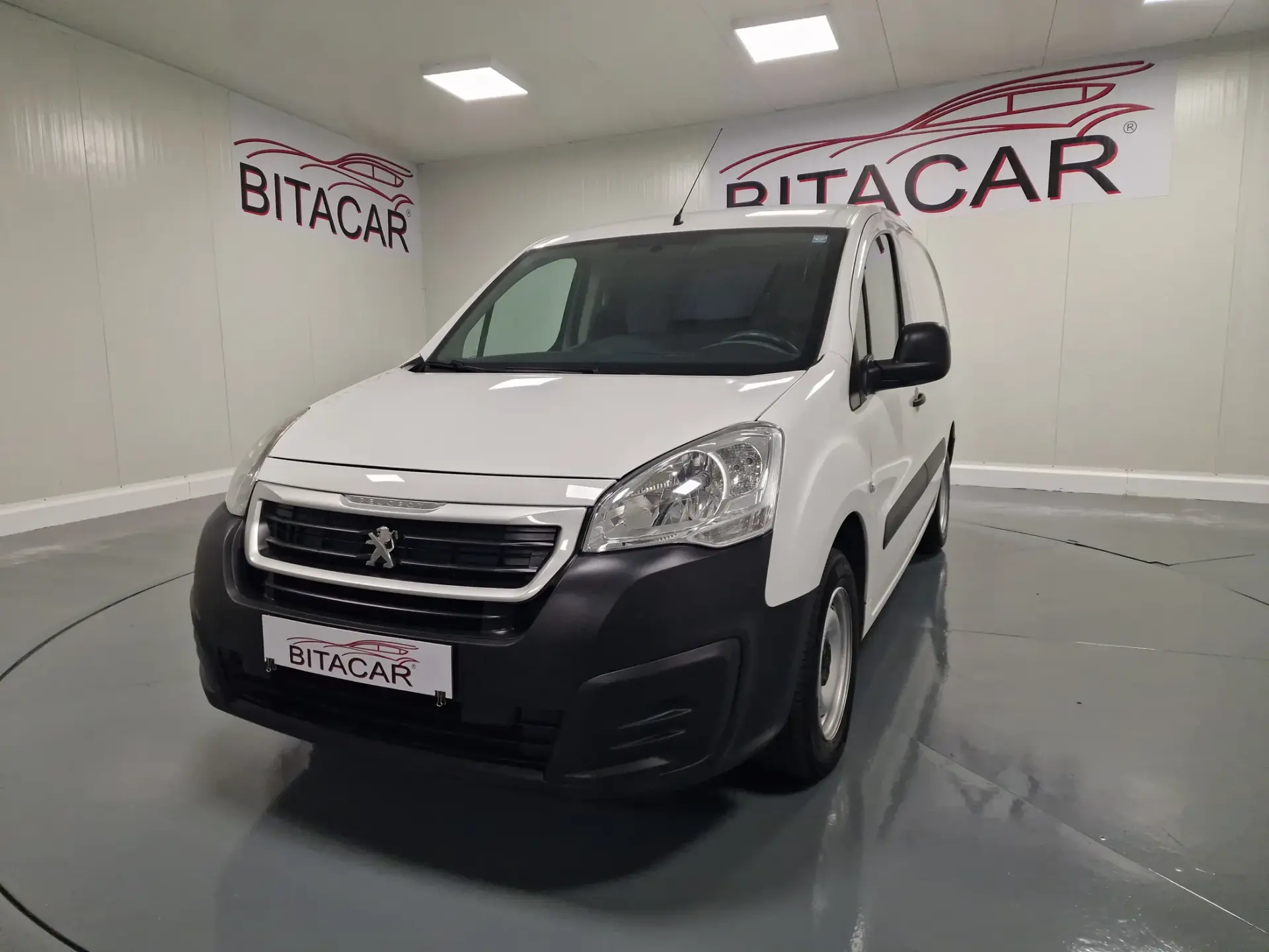 Peugeot Partner 1.6 BlueHDi L1 Premium 3L 11