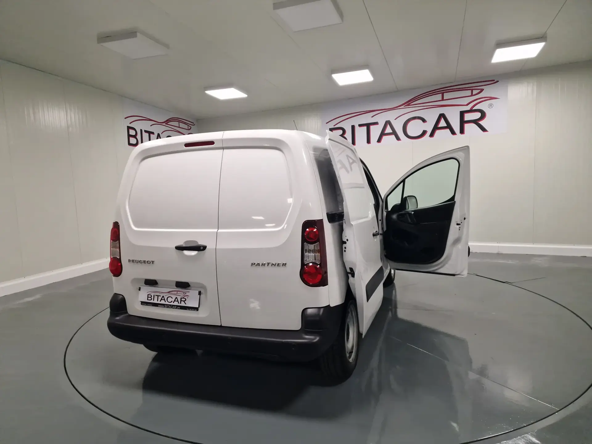 Peugeot Partner 1.6 BlueHDi L1 Premium 3L 31