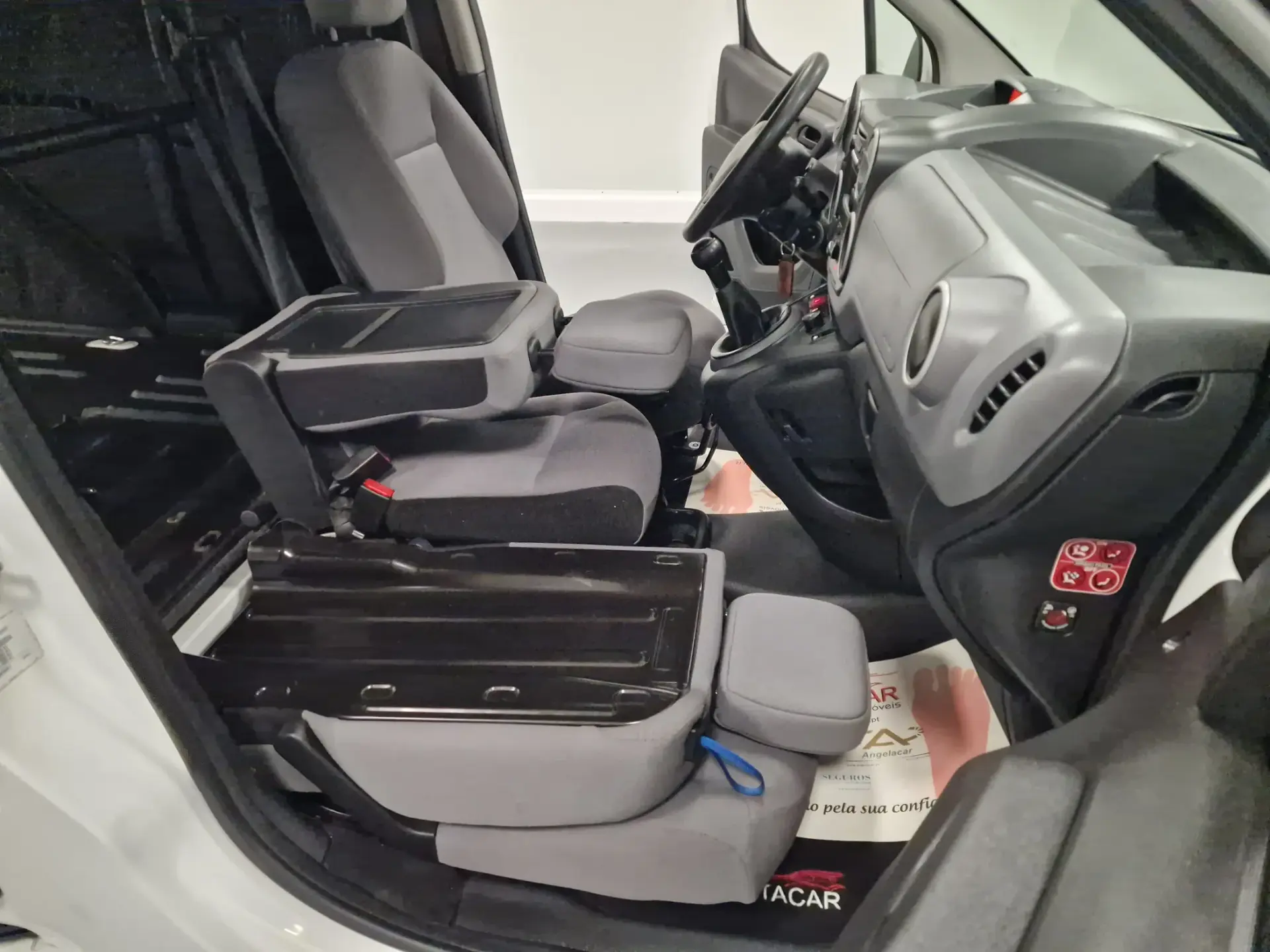 Peugeot Partner 1.6 BlueHDi L1 Premium 3L 41