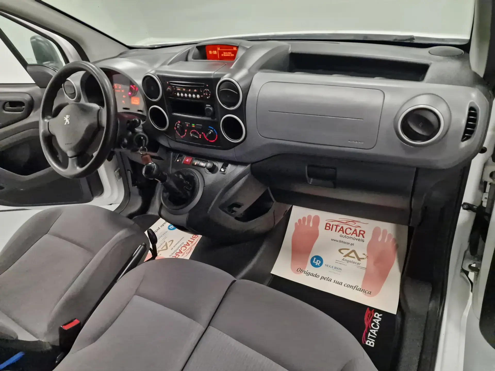 Peugeot Partner 1.6 BlueHDi L1 Premium 3L 48