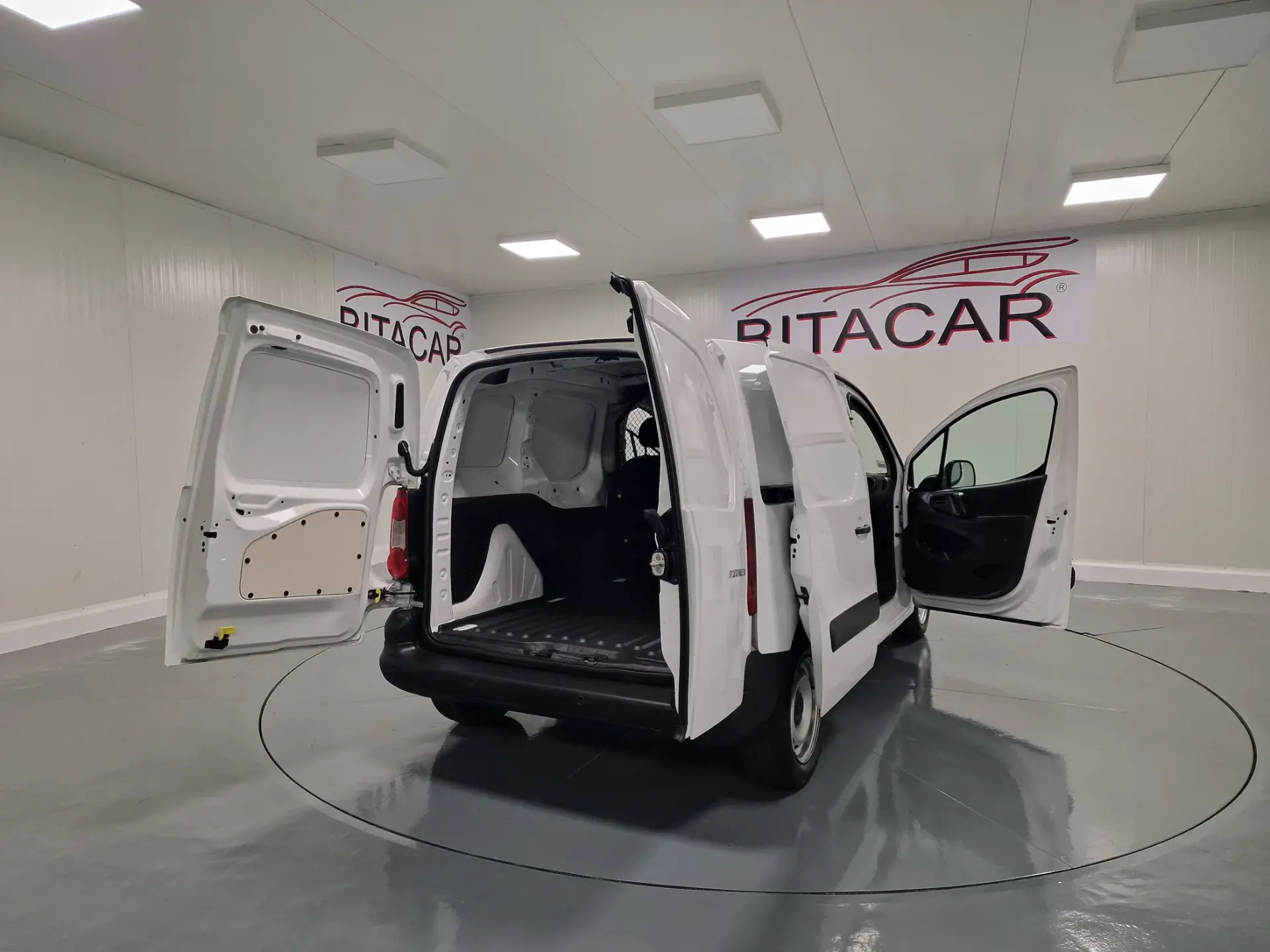 Peugeot Partner 1.6 BLUEHDI  IVA DEDUTIVEL 6