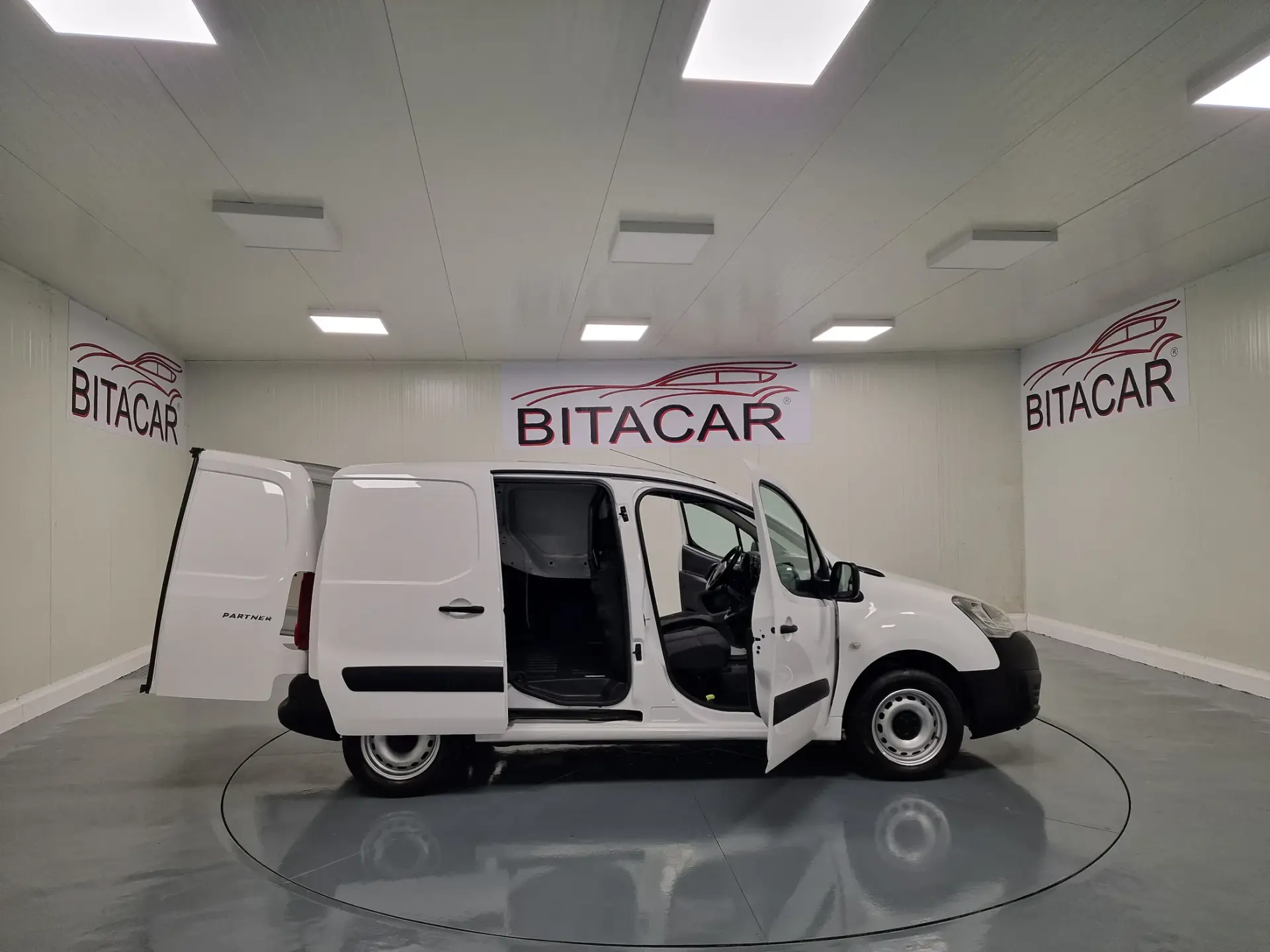 Peugeot Partner 1.6 BLUEHDI  IVA DEDUTIVEL 7