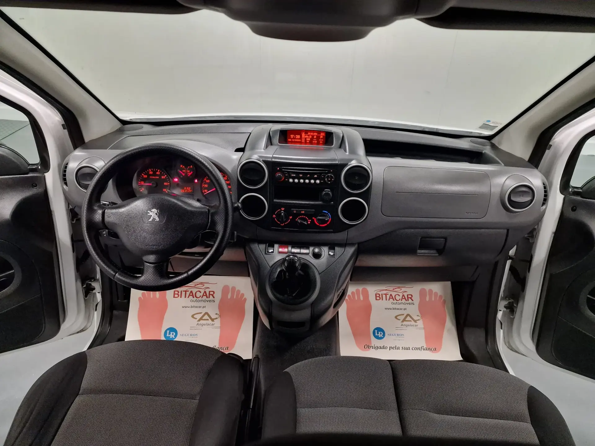 Peugeot Partner 1.6 BLUEHDI  IVA DEDUTIVEL 11