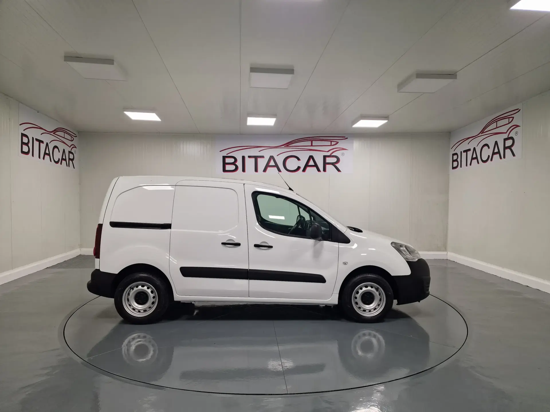 Peugeot Partner 1.6 BlueHDi L1 100CV SE Office 28