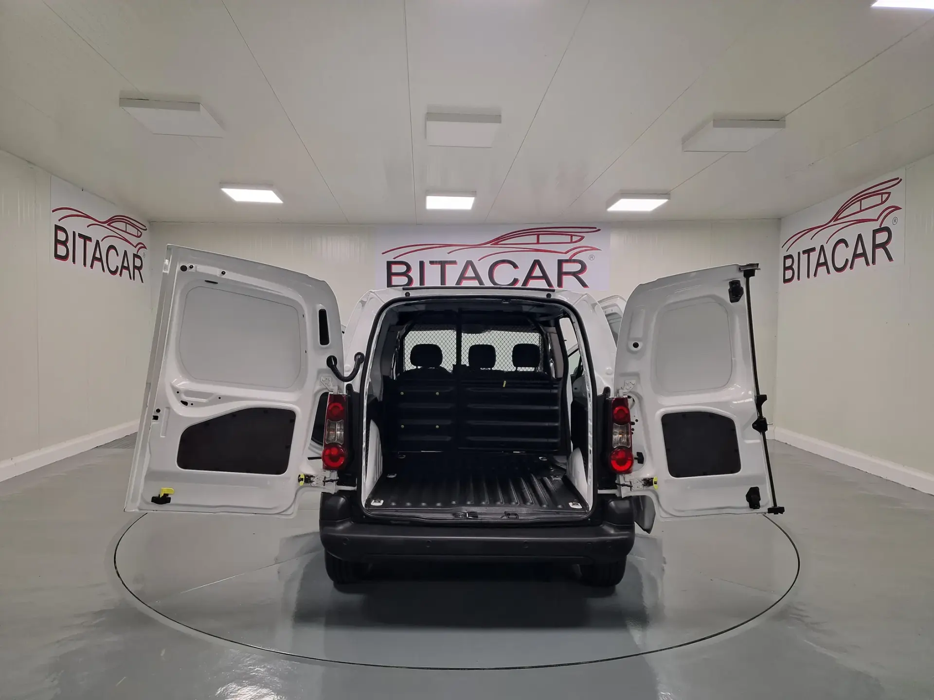 Peugeot Partner 1.6 BlueHDi L1 100CV SE Office 36