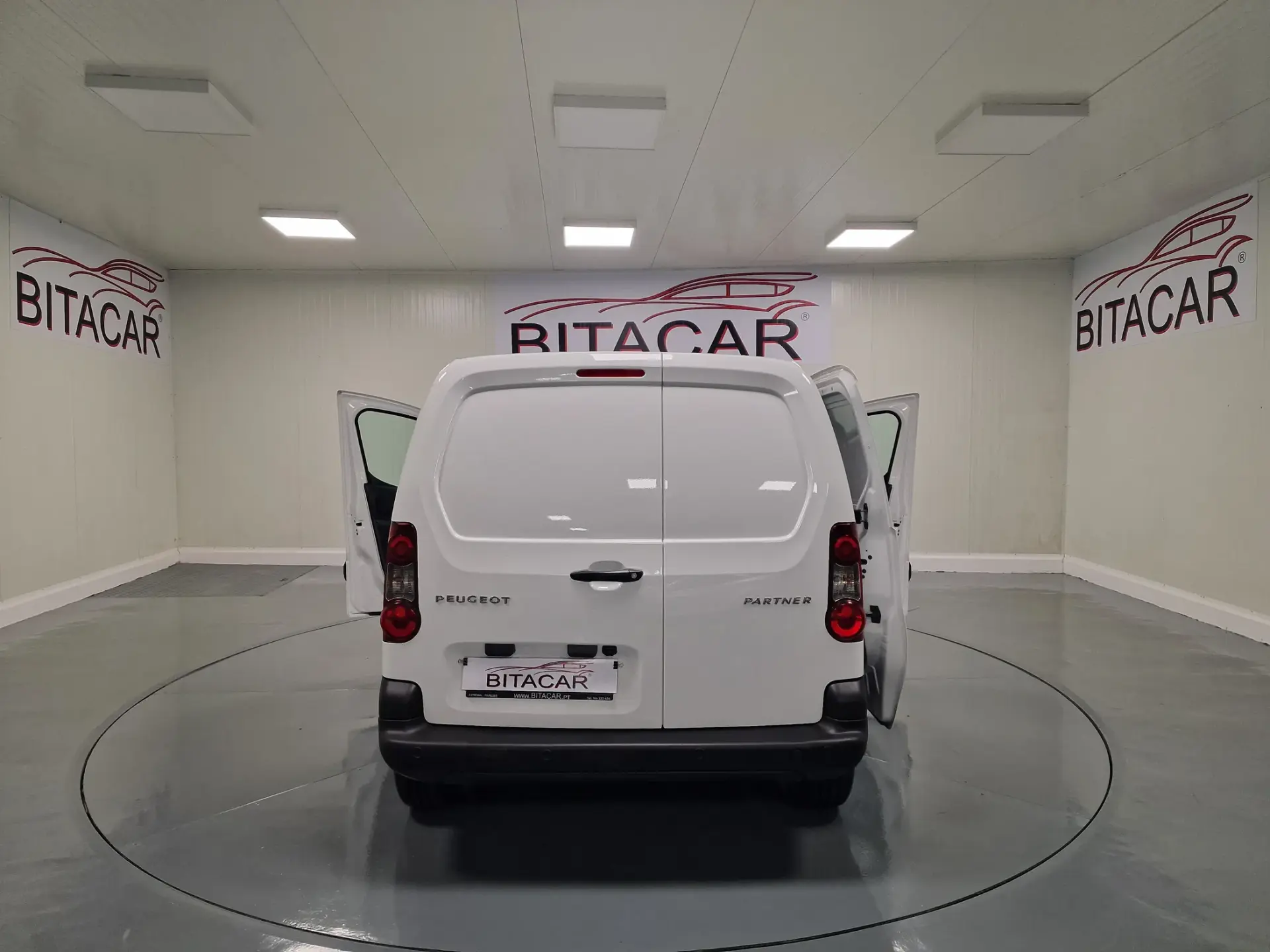 Peugeot Partner 1.6 BlueHDi L1 100CV SE Office 37