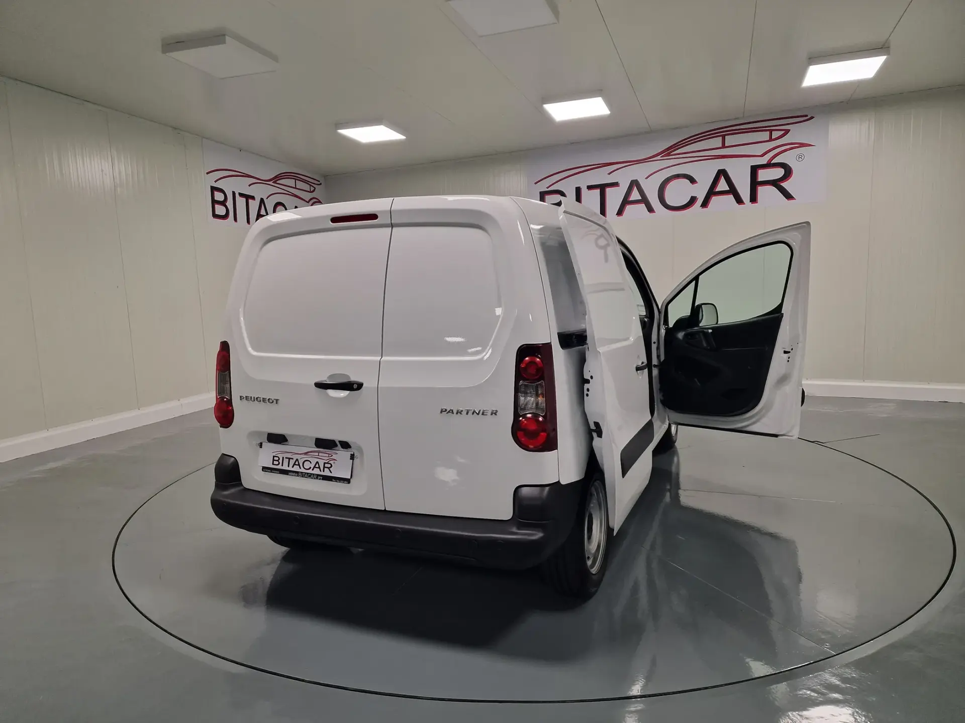 Peugeot Partner 1.6 BlueHDi L1 100CV SE Office 38