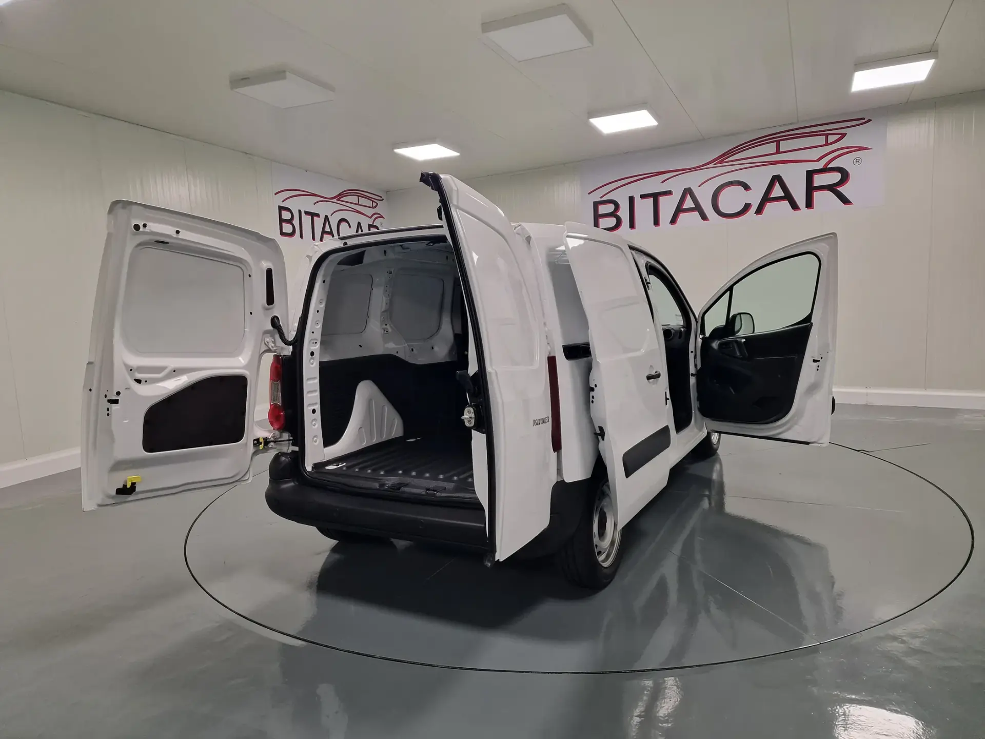 Peugeot Partner 1.6 BlueHDi L1 100CV SE Office 41