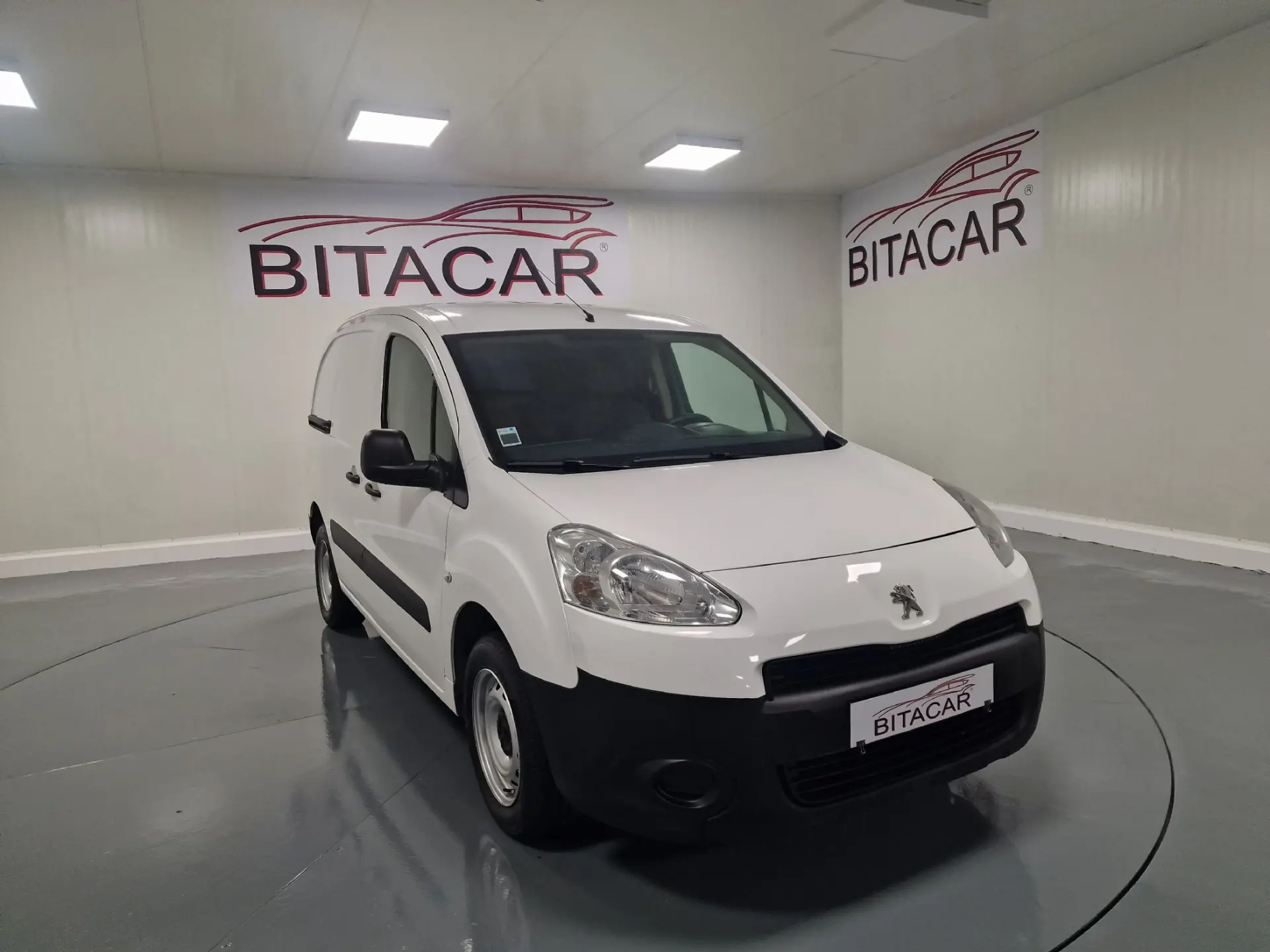Peugeot Partner 1.6 HDI IVA DEDUTIVEL 1