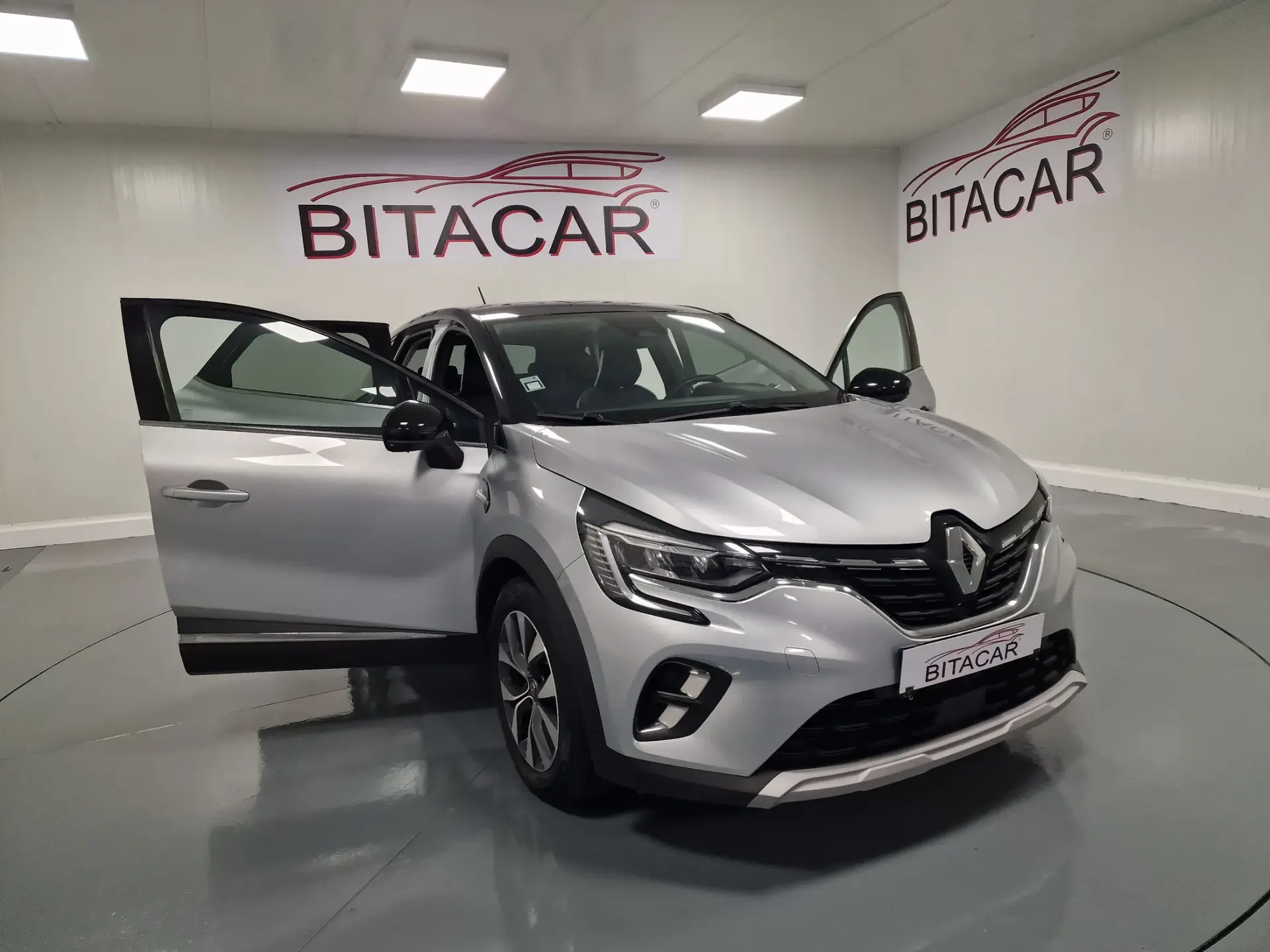 Renault Captur 1.5 dCi Exclusive 18