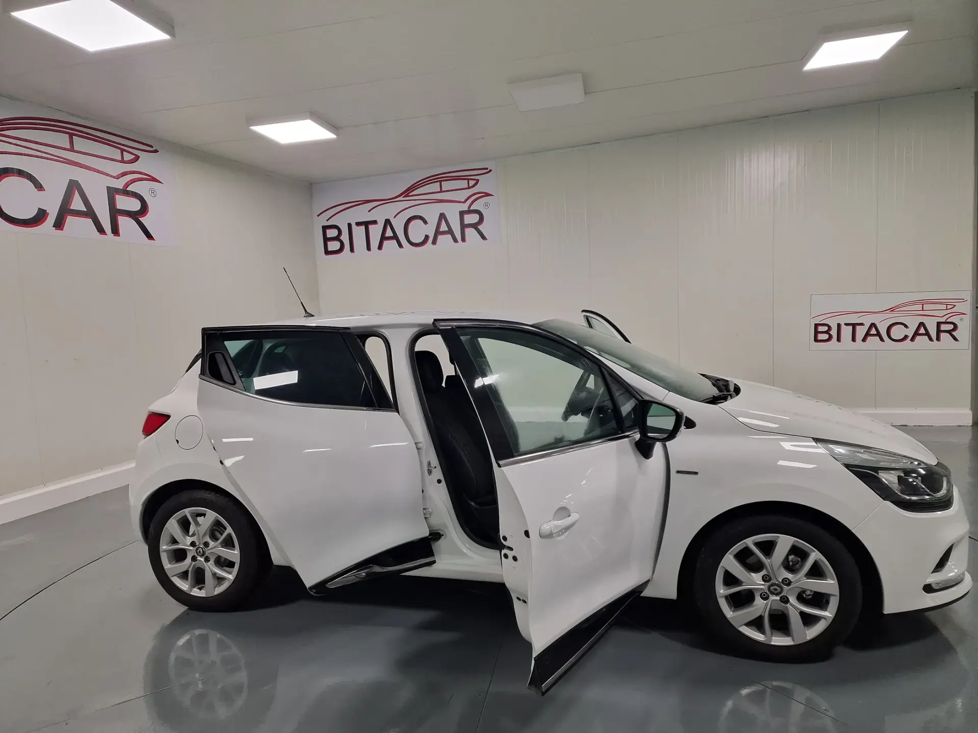 Renault Clio 1.5 dCi Limited 14