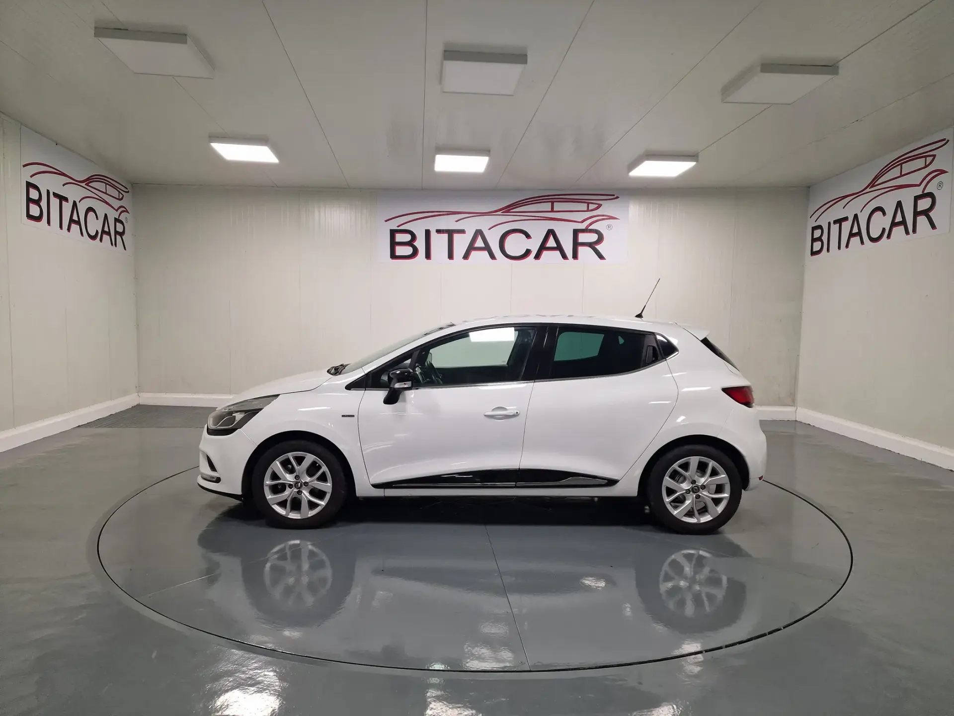 Renault Clio 1.5 dCi Limited 19