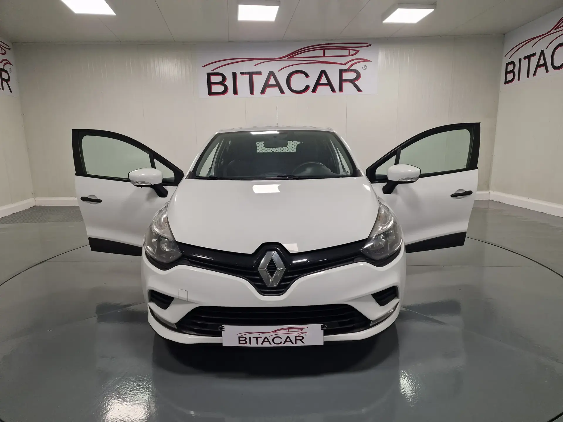 Renault Clio SOCIETE 1.5 DCI ZEN GPS IVA DEDUTIVEL 7