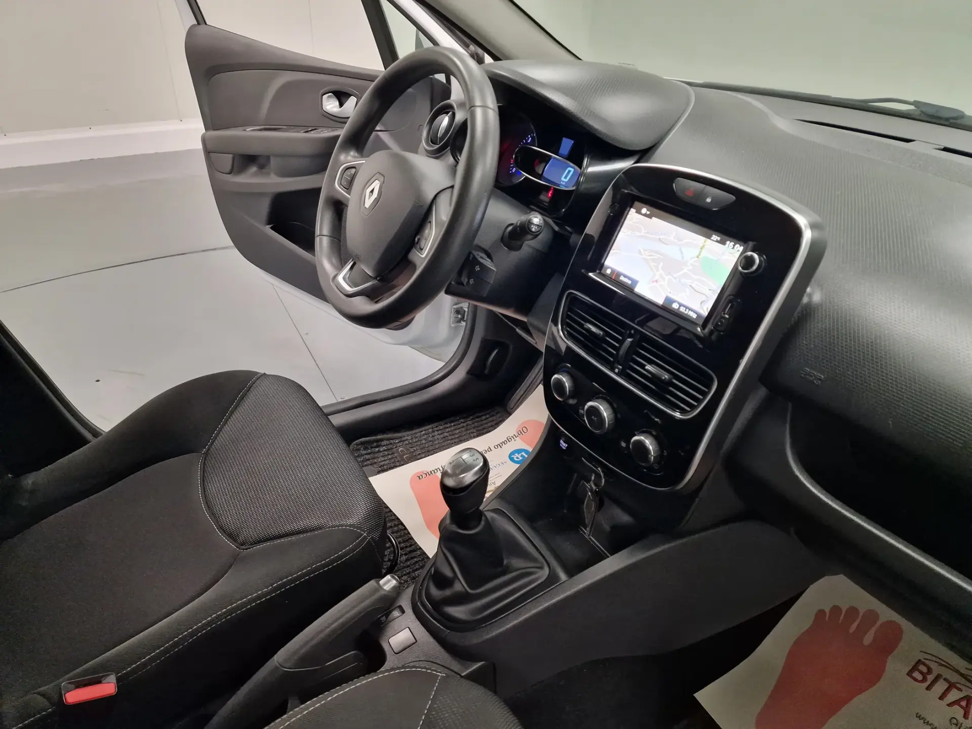 Renault Clio SOCIETE 1.5 DCI ZEN GPS IVA DEDUTIVEL 39