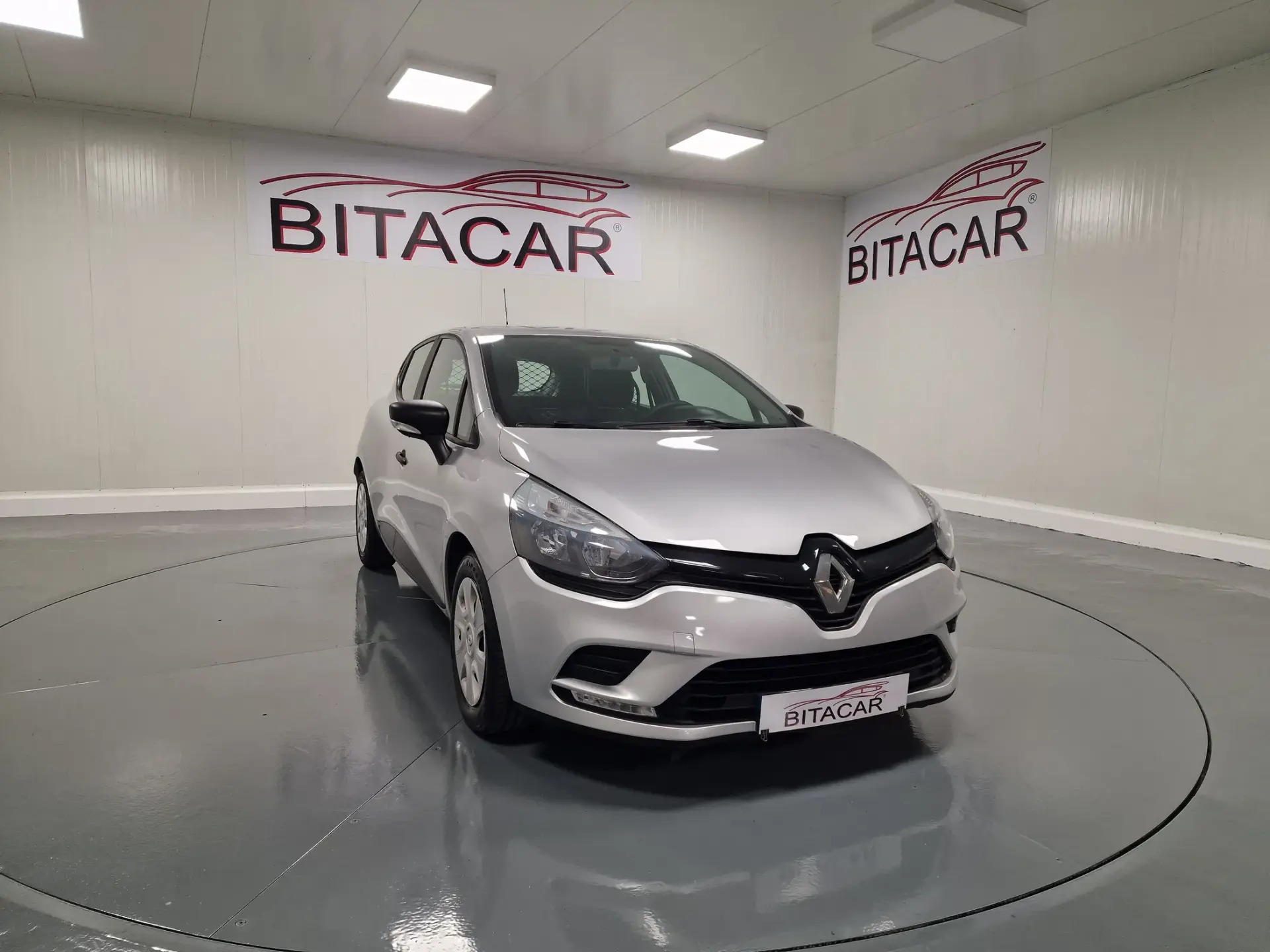 Renault Clio 1.5 dCi Zen IVA DEDUTIVEL 2