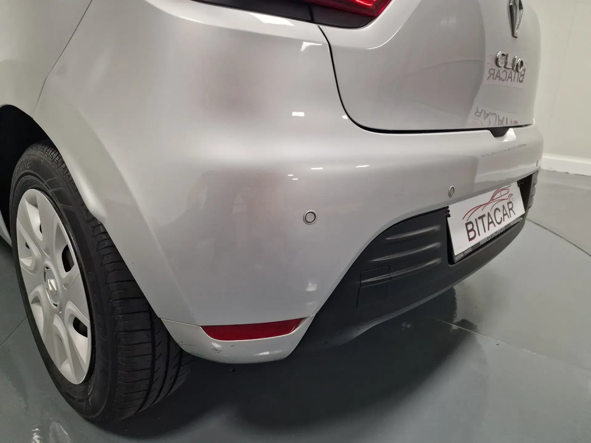 Renault Clio 1.5 dCi Zen IVA DEDUTIVEL 17