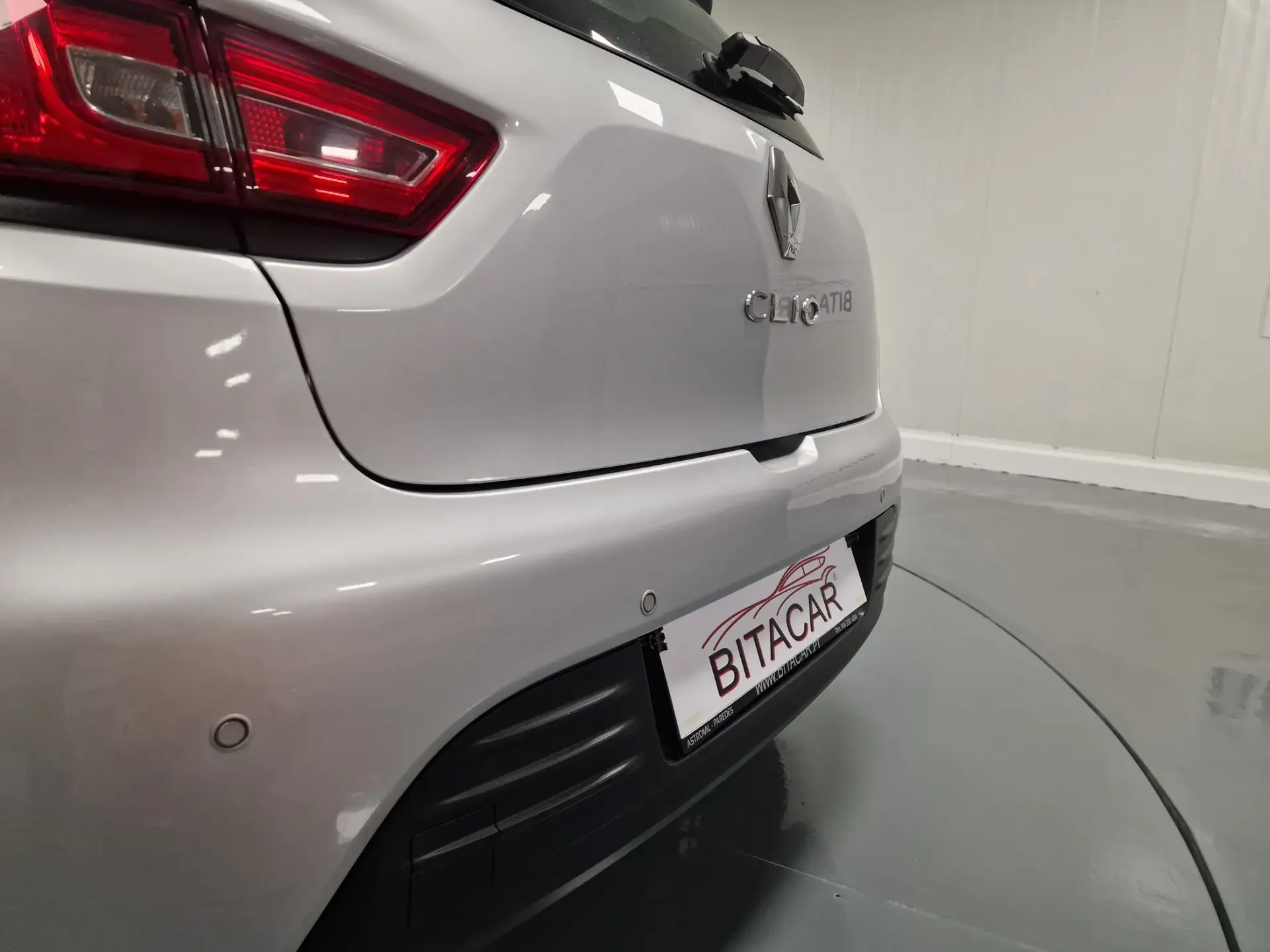 Renault Clio 1.5 dCi Zen IVA DEDUTIVEL 18