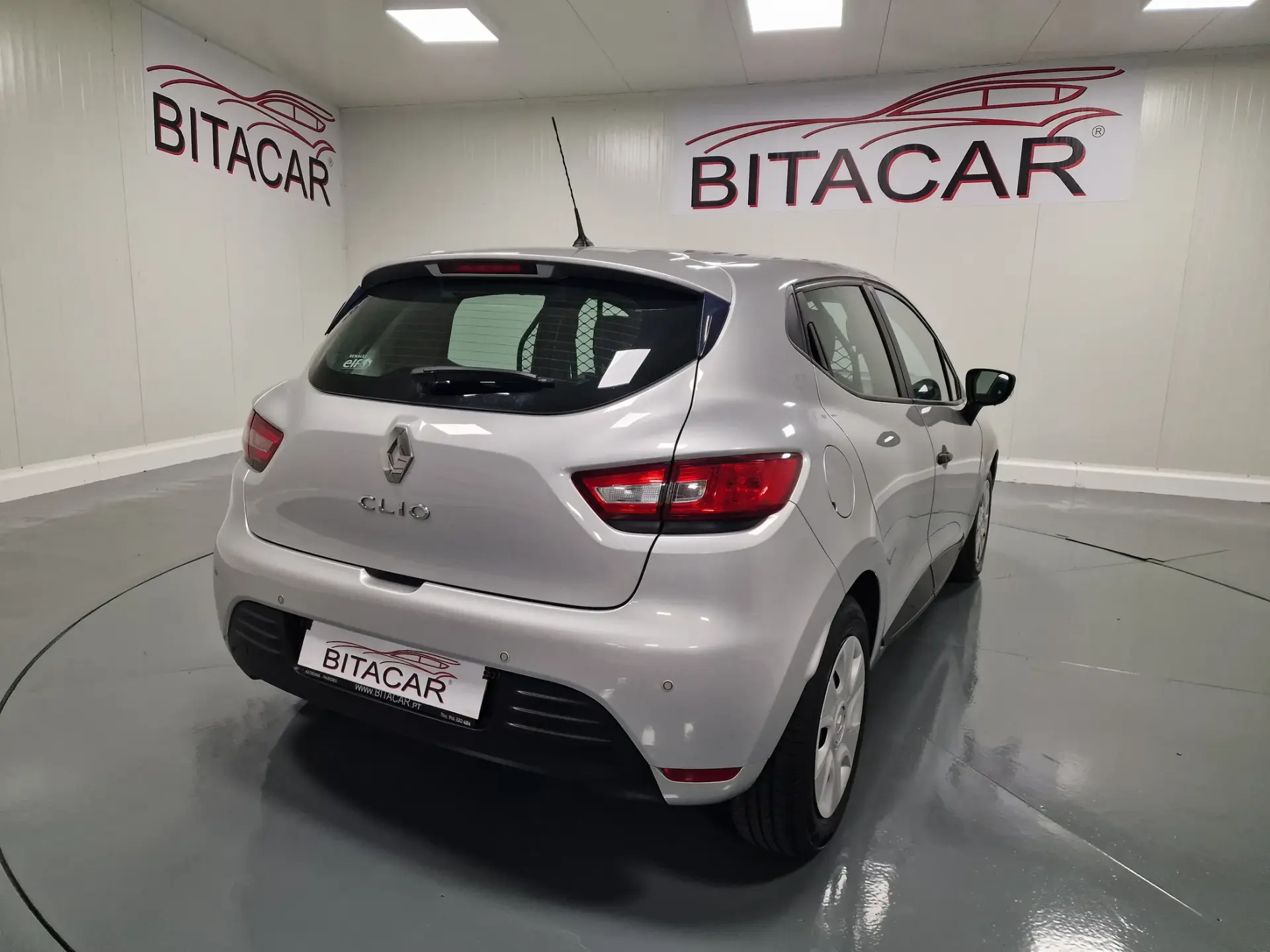 Renault Clio 1.5 dCi Zen IVA DEDUTIVEL 24