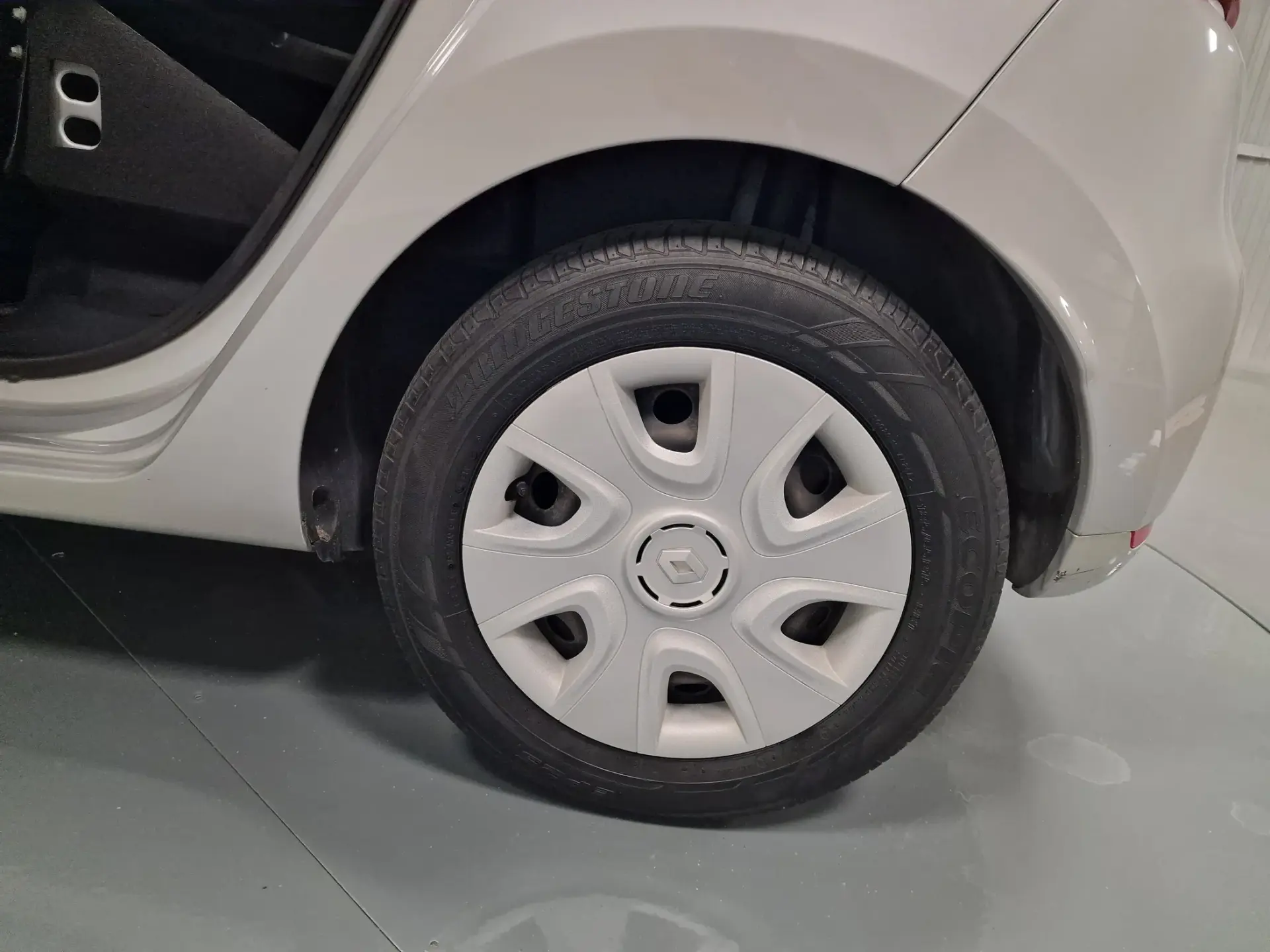 Renault Clio 1.5 dCi Zen IVA DEDUTIVEL 44
