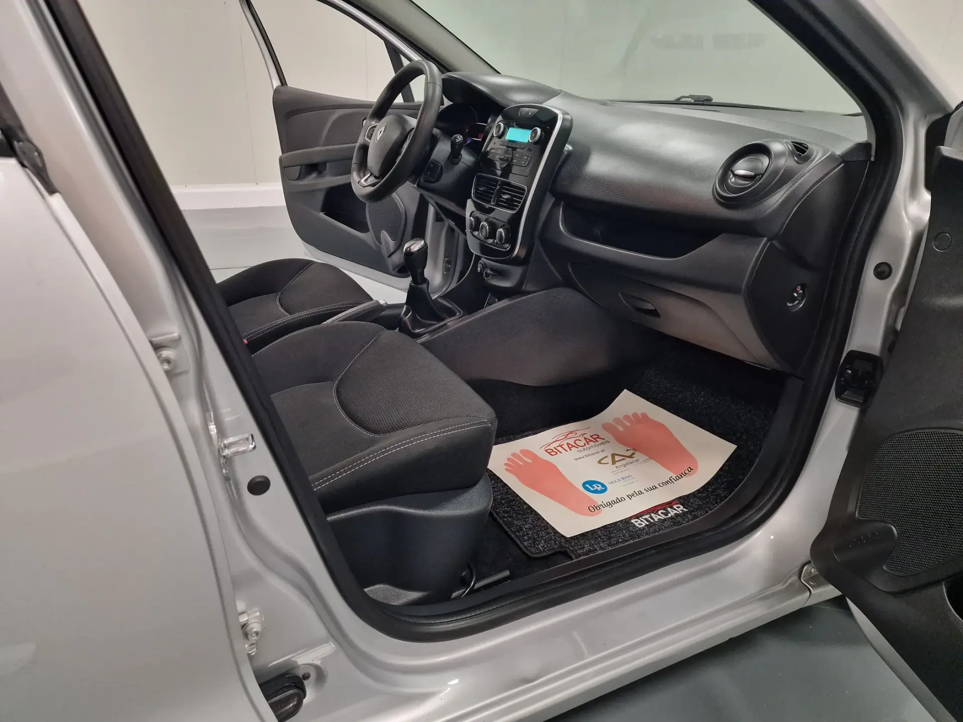 Renault Clio 1.5 dCi Zen IVA DEDUTIVEL 55