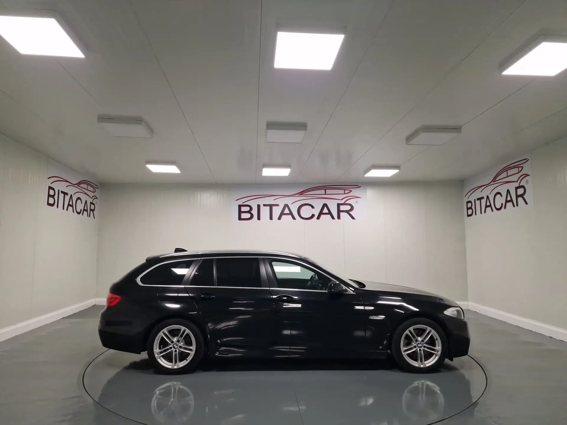 BMW 520 D LINE SPORT 24