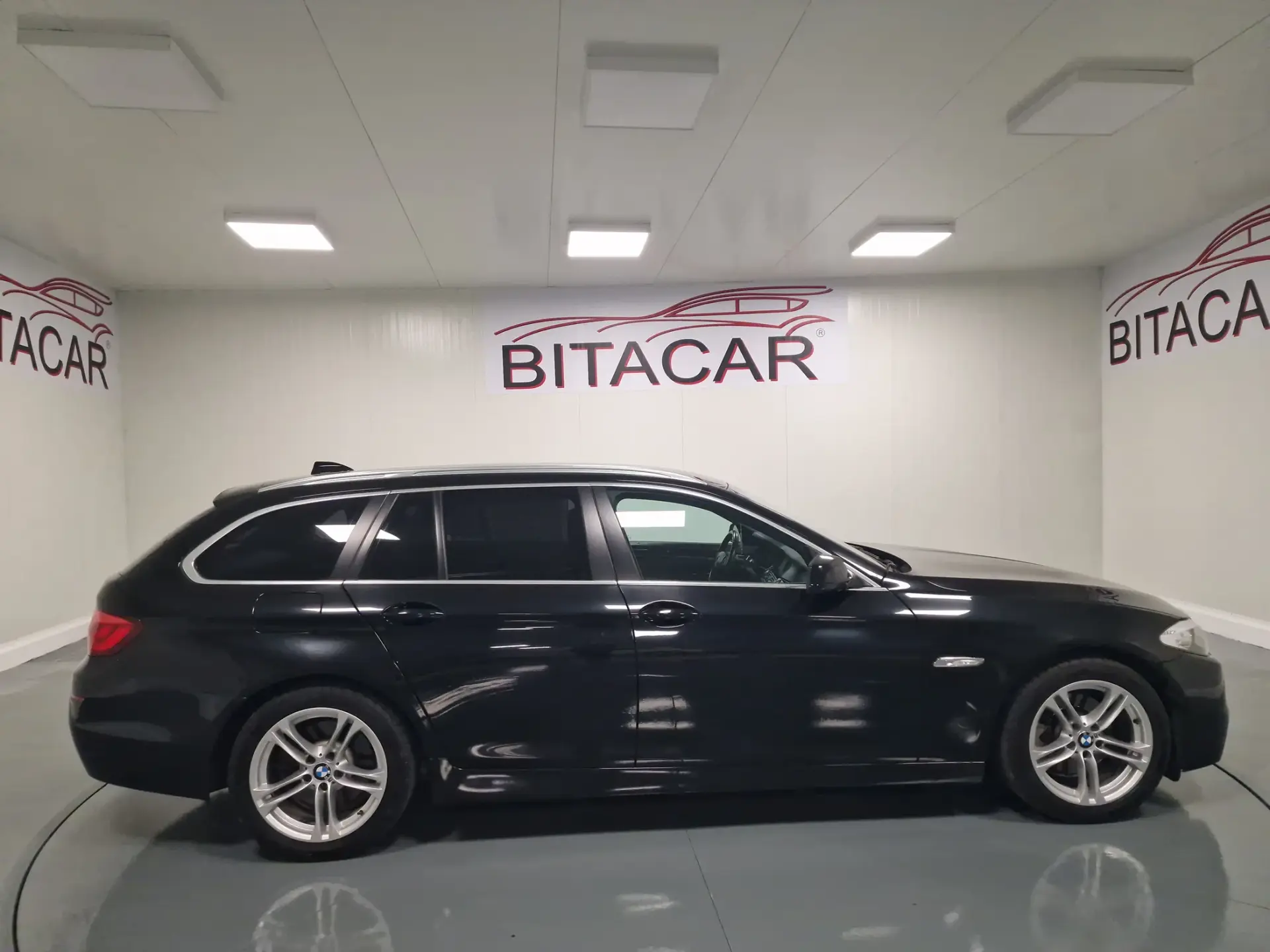 BMW 520 D LINE SPORT 26