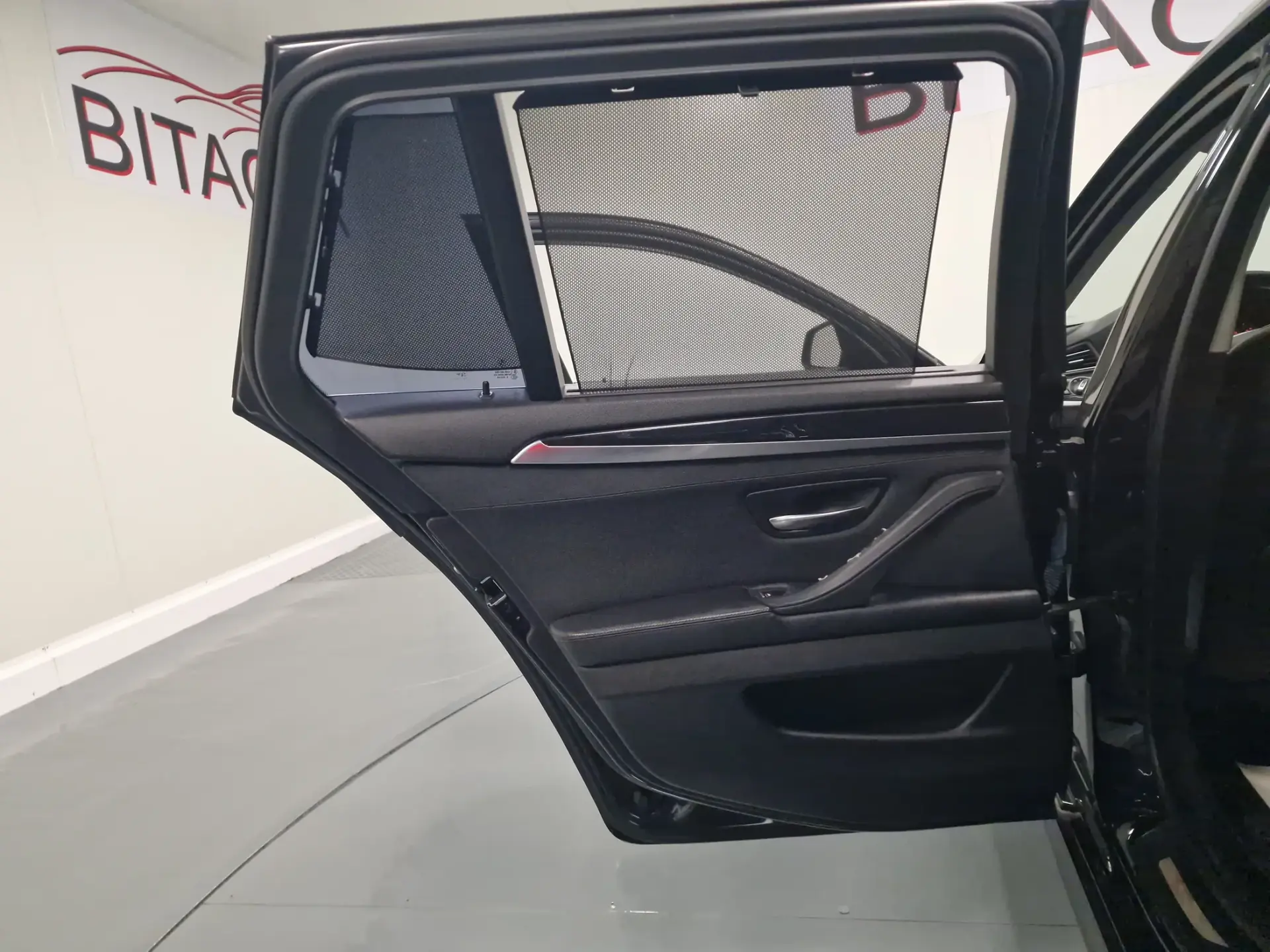 BMW 520 D LINE SPORT 48