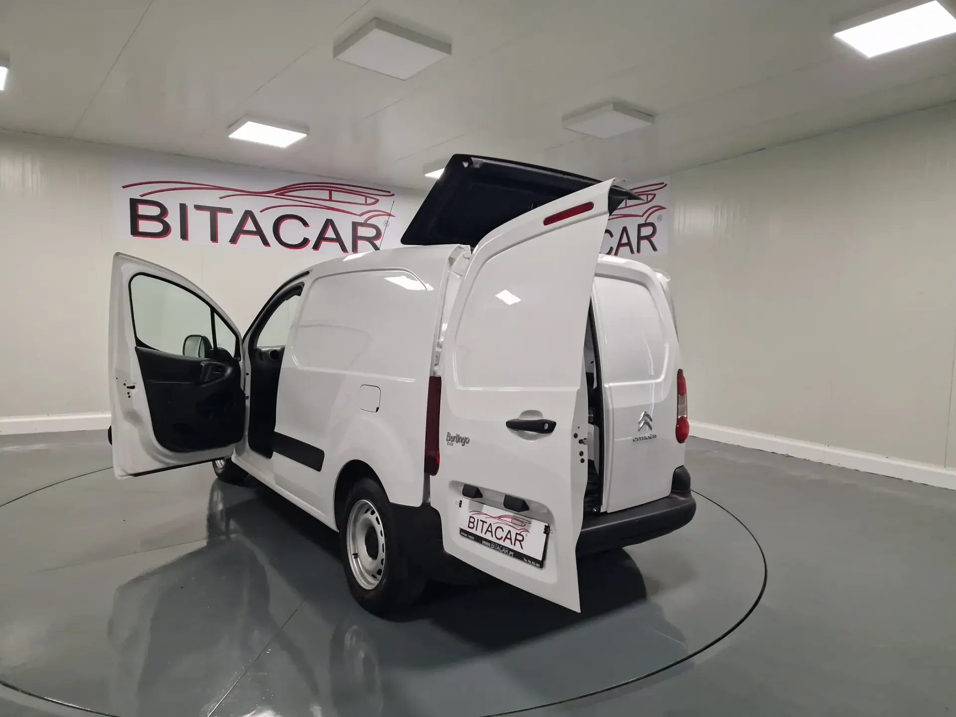 Citroën Berlingo 1.6 BLUEHDI  100CV GIRAFON IVA DEDUTIVEL 26