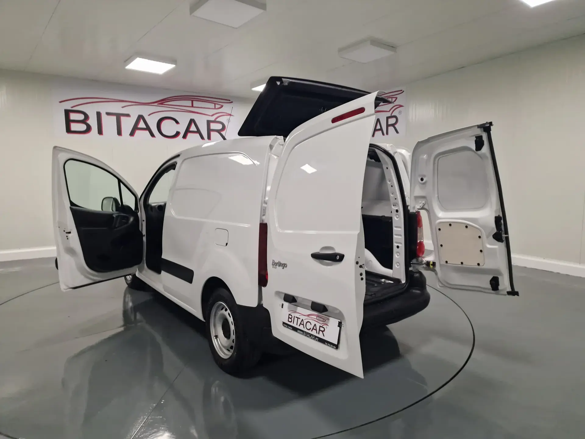 Citroën Berlingo 1.6 BLUEHDI  100CV GIRAFON IVA DEDUTIVEL 27