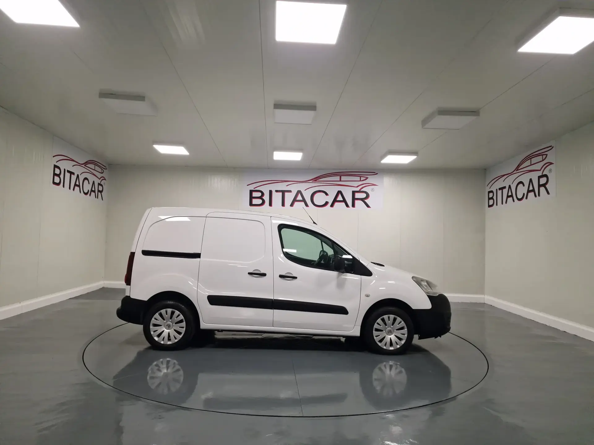 Citroën Berlingo 1.6 HDI 90CV GPS IVA DEDUTIVEL 24