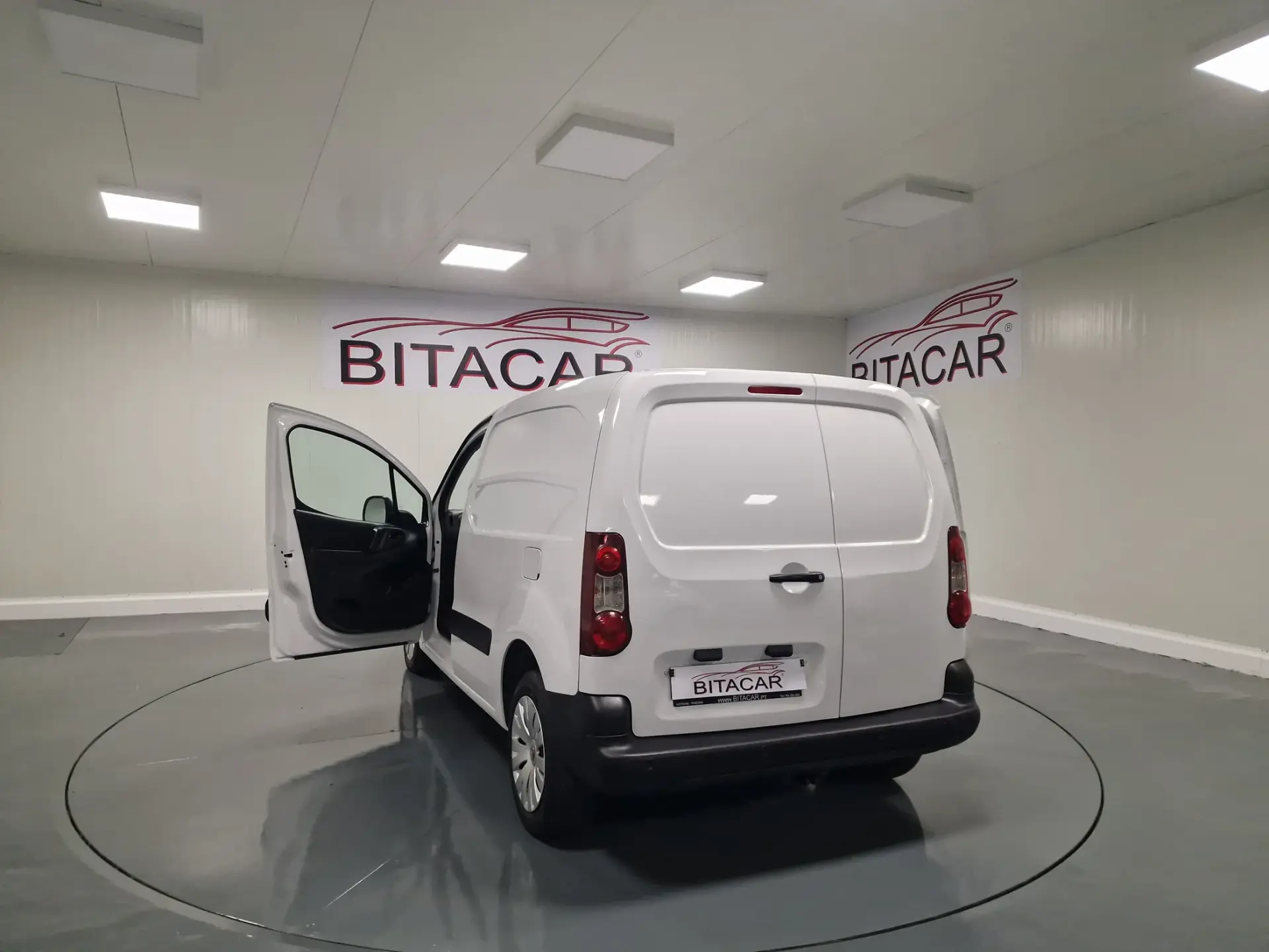 Citroën Berlingo 1.6 HDI 90CV GPS IVA DEDUTIVEL 28