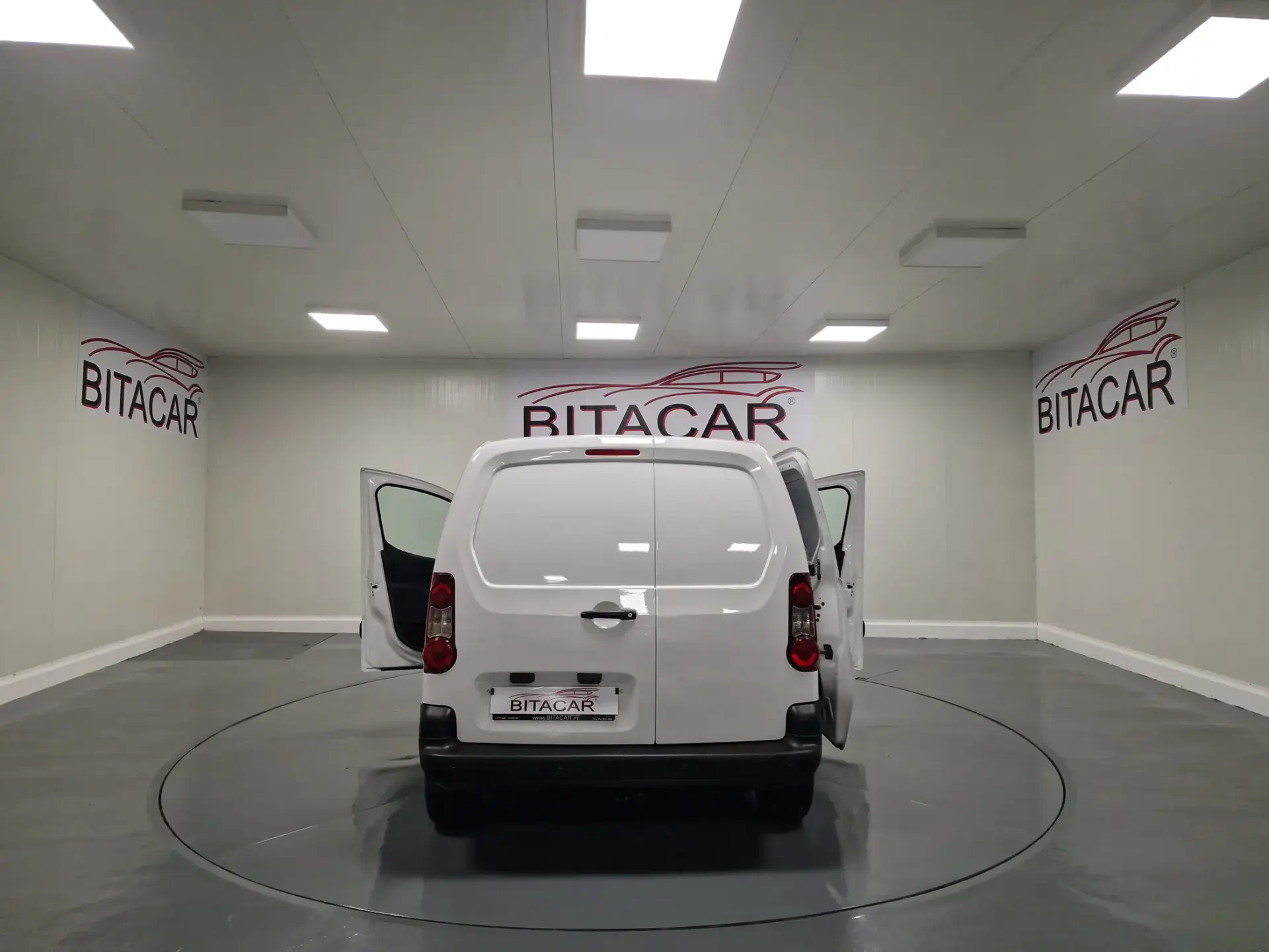 Citroën Berlingo 1.6 HDI 90CV GPS IVA DEDUTIVEL 29