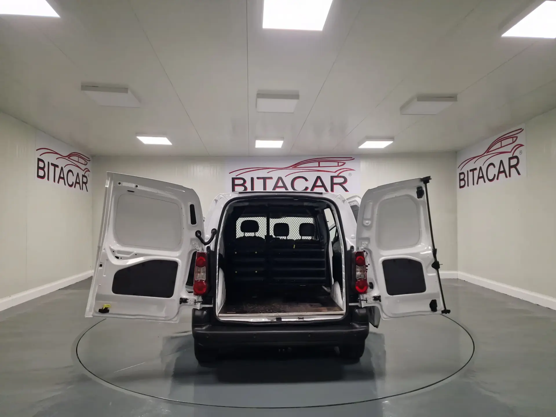 Citroën Berlingo 1.6 HDI 90CV GPS IVA DEDUTIVEL 34