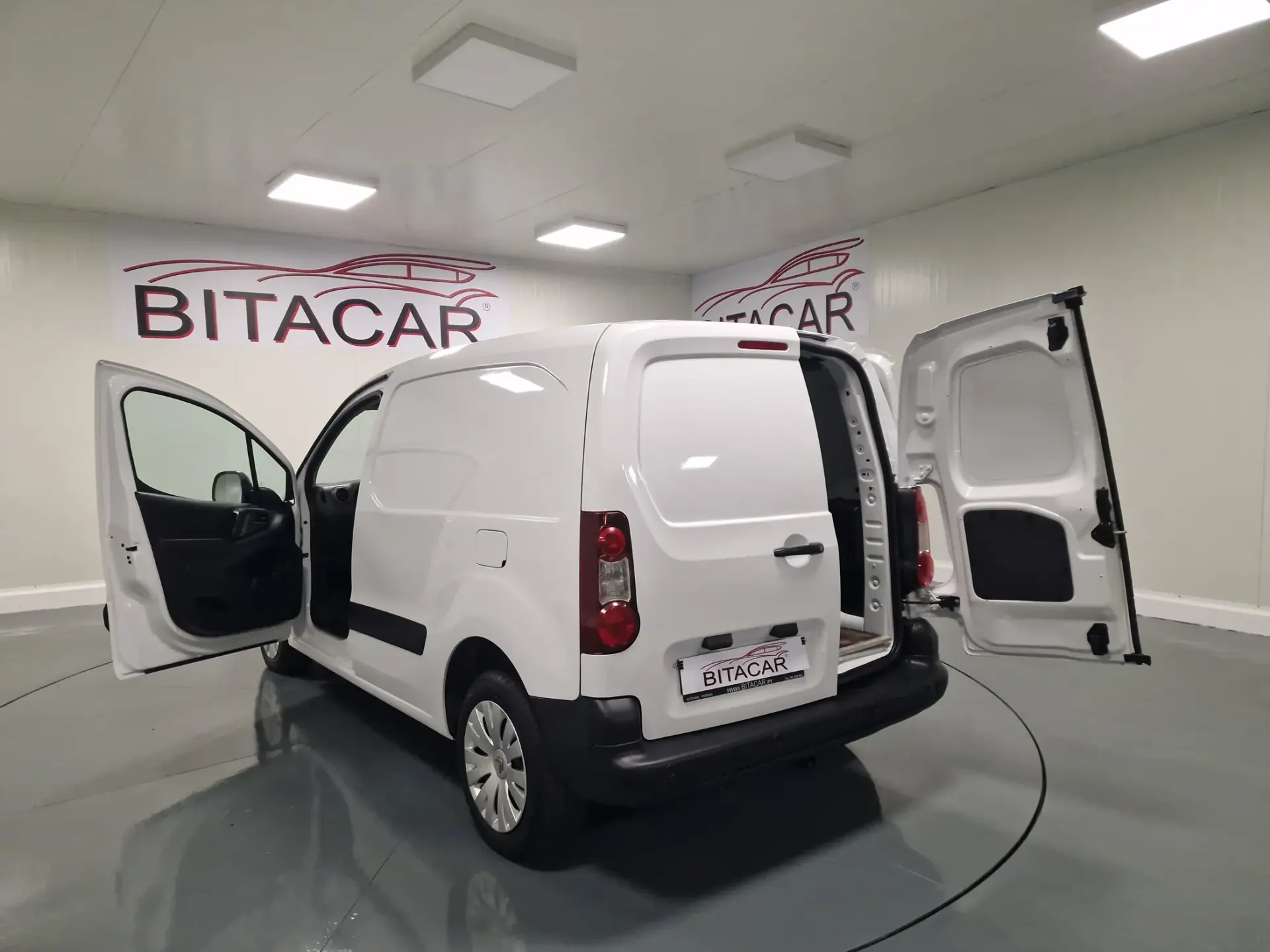 Citroën Berlingo 1.6 HDI 90CV GPS IVA DEDUTIVEL 38