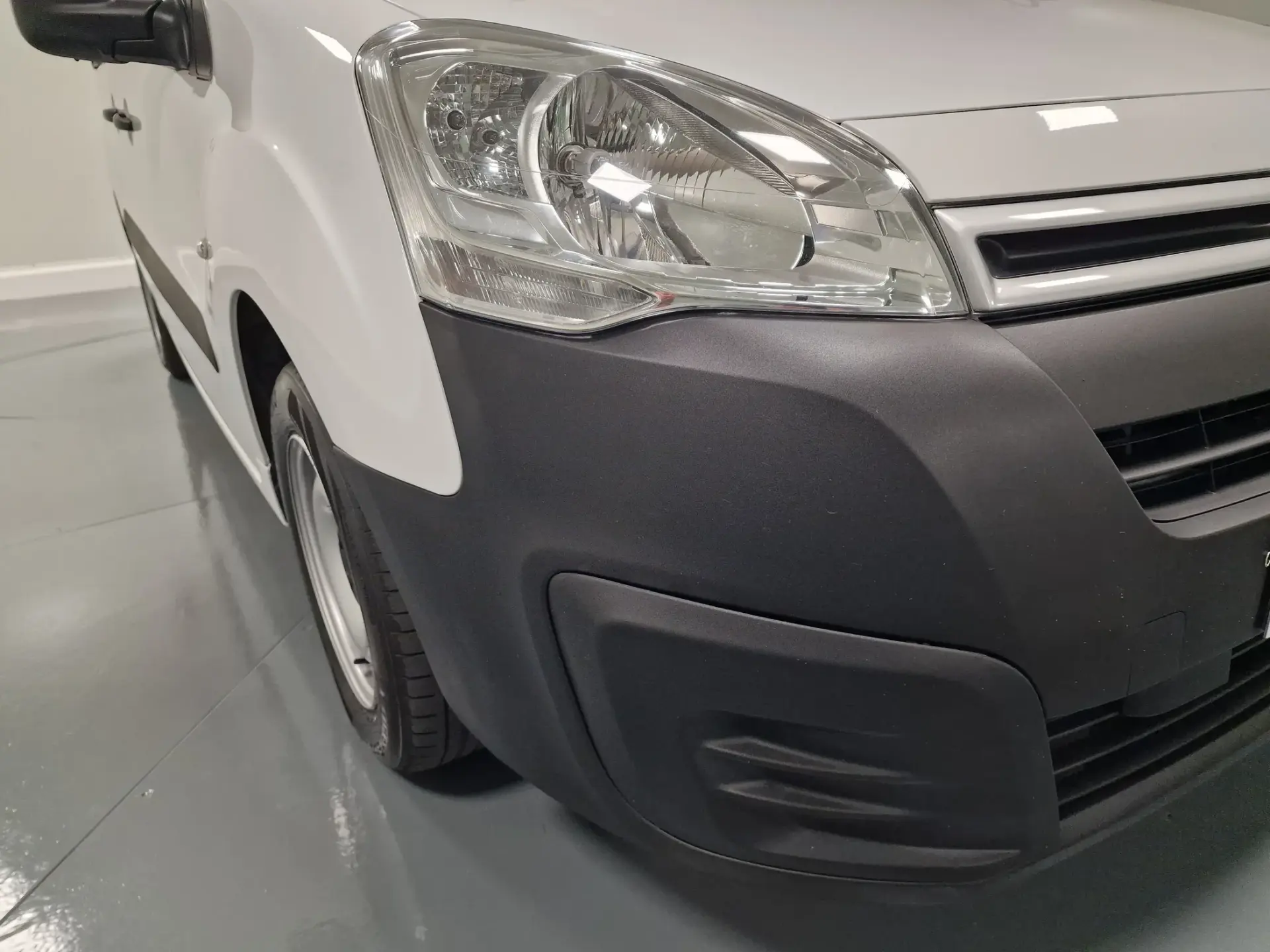 Citroën Berlingo 1.6 BLUEHDI GPS IVA DEDUTIVEL 5