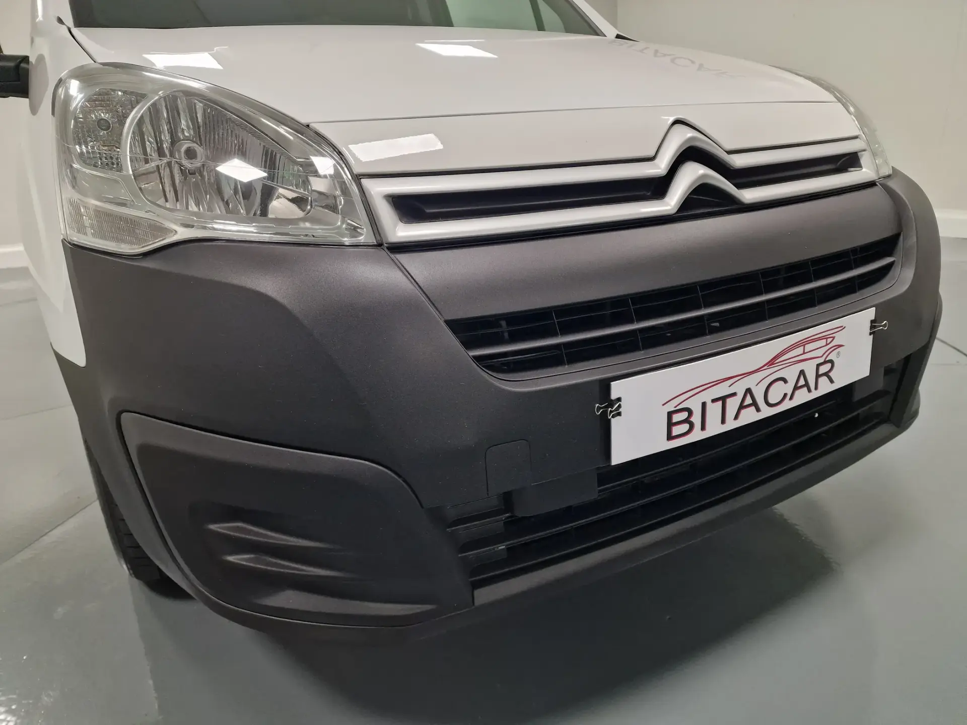 Citroën Berlingo 1.6 BLUEHDI GPS IVA DEDUTIVEL 6