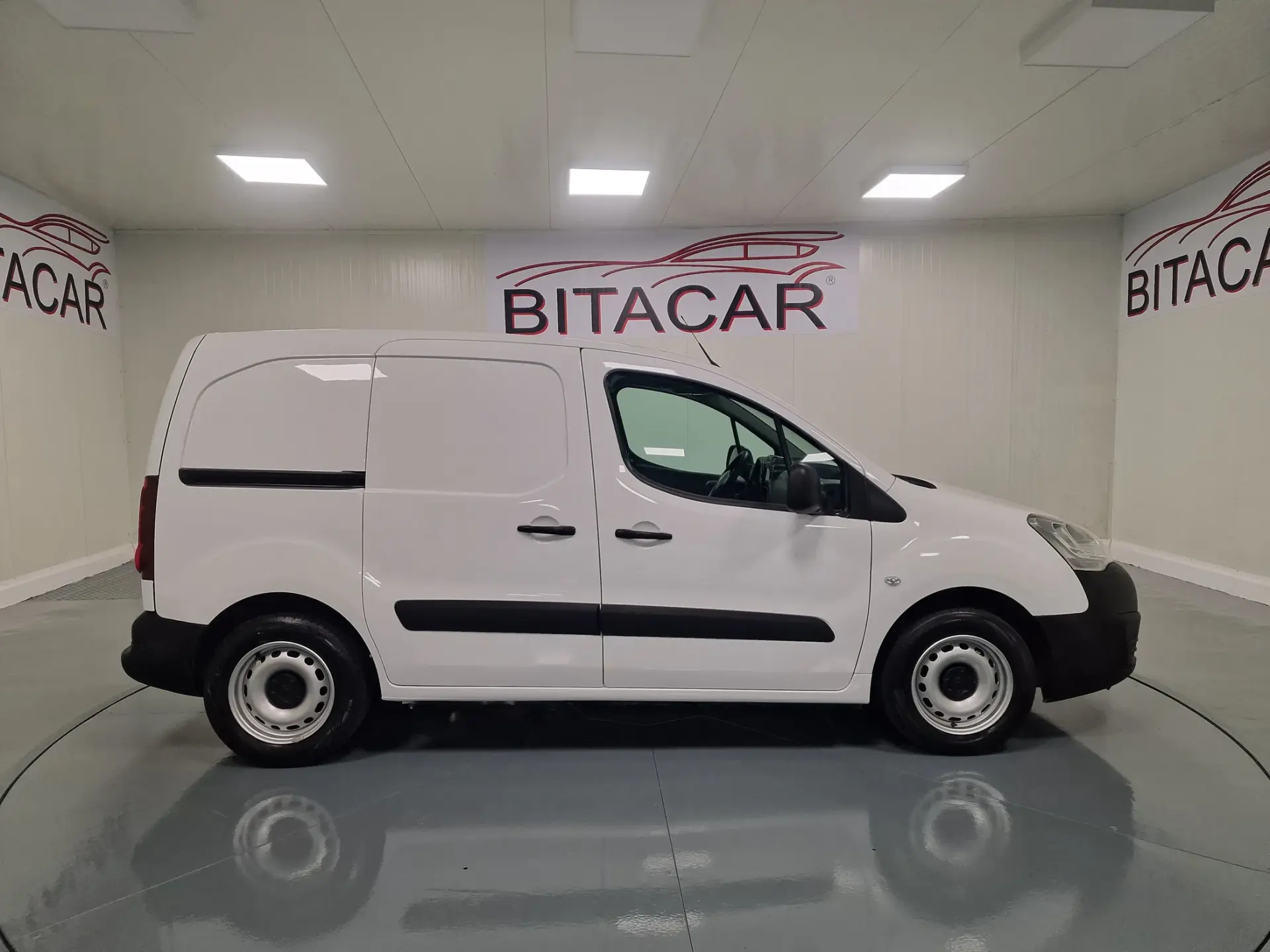 Citroën Berlingo 1.6 BLUEHDI GPS IVA DEDUTIVEL 22