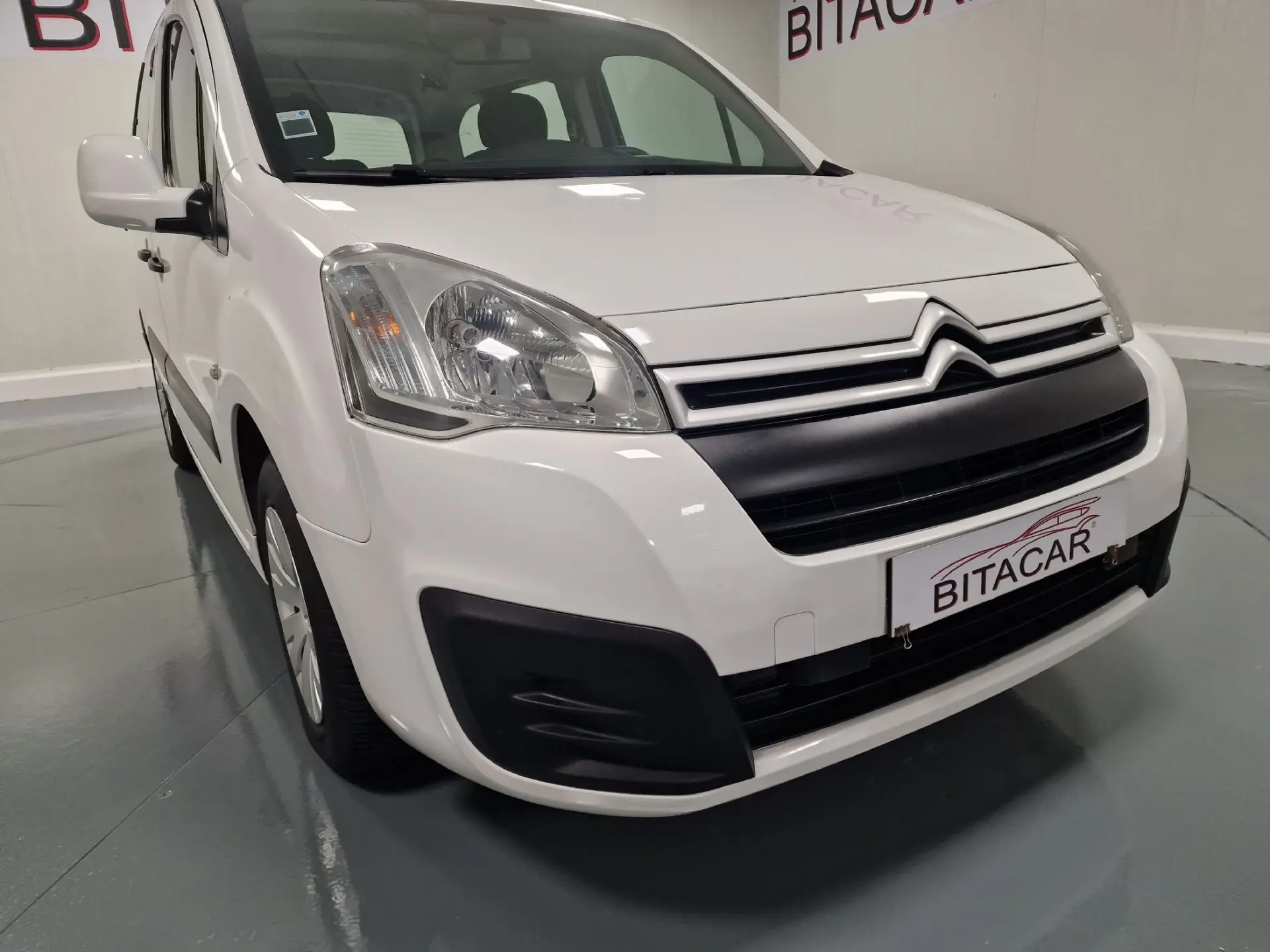 Citroën Berlingo 1.6 BLUEHDI 5 LUGARES 3